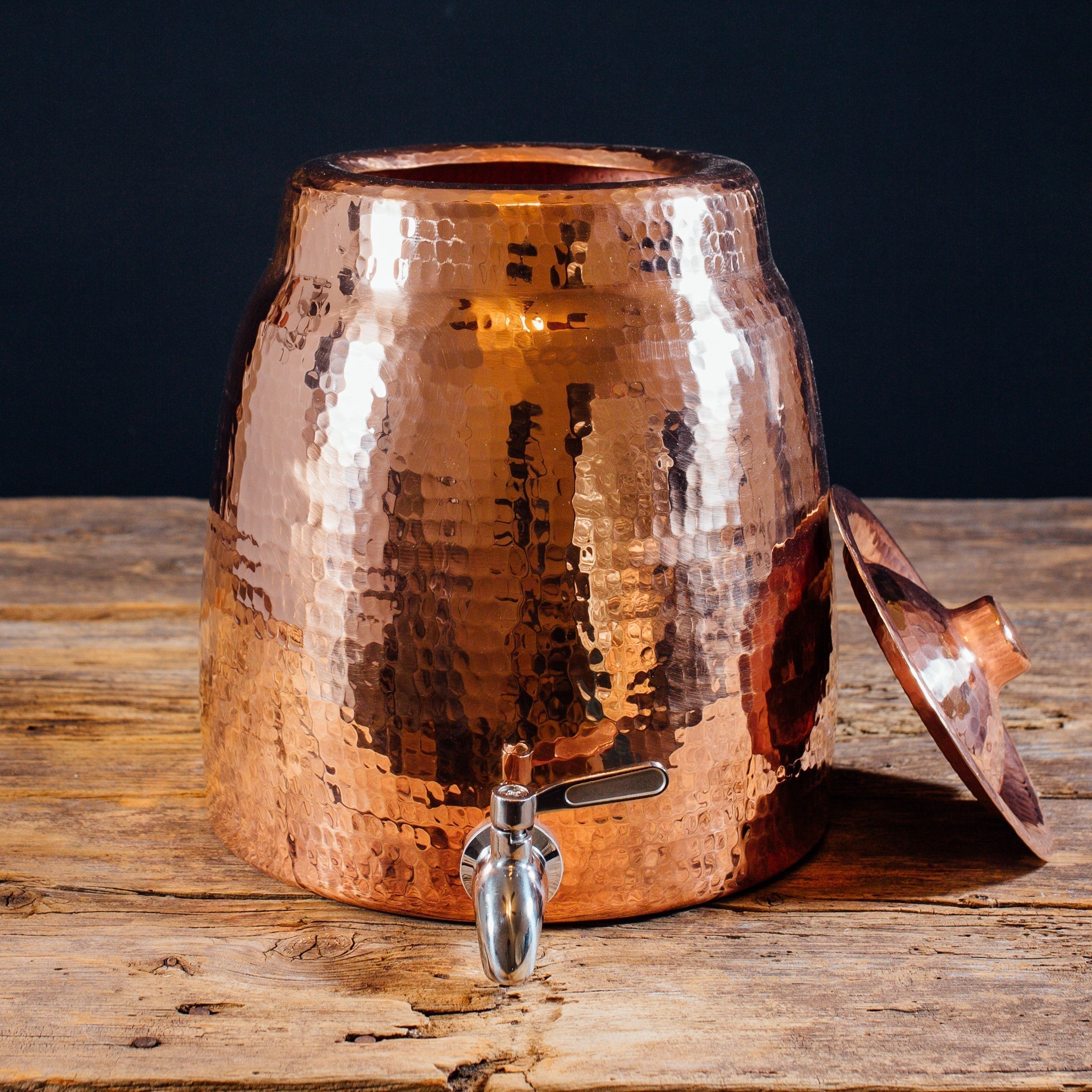 Niagara Copper Water Dispenser with Lid by Sertodo