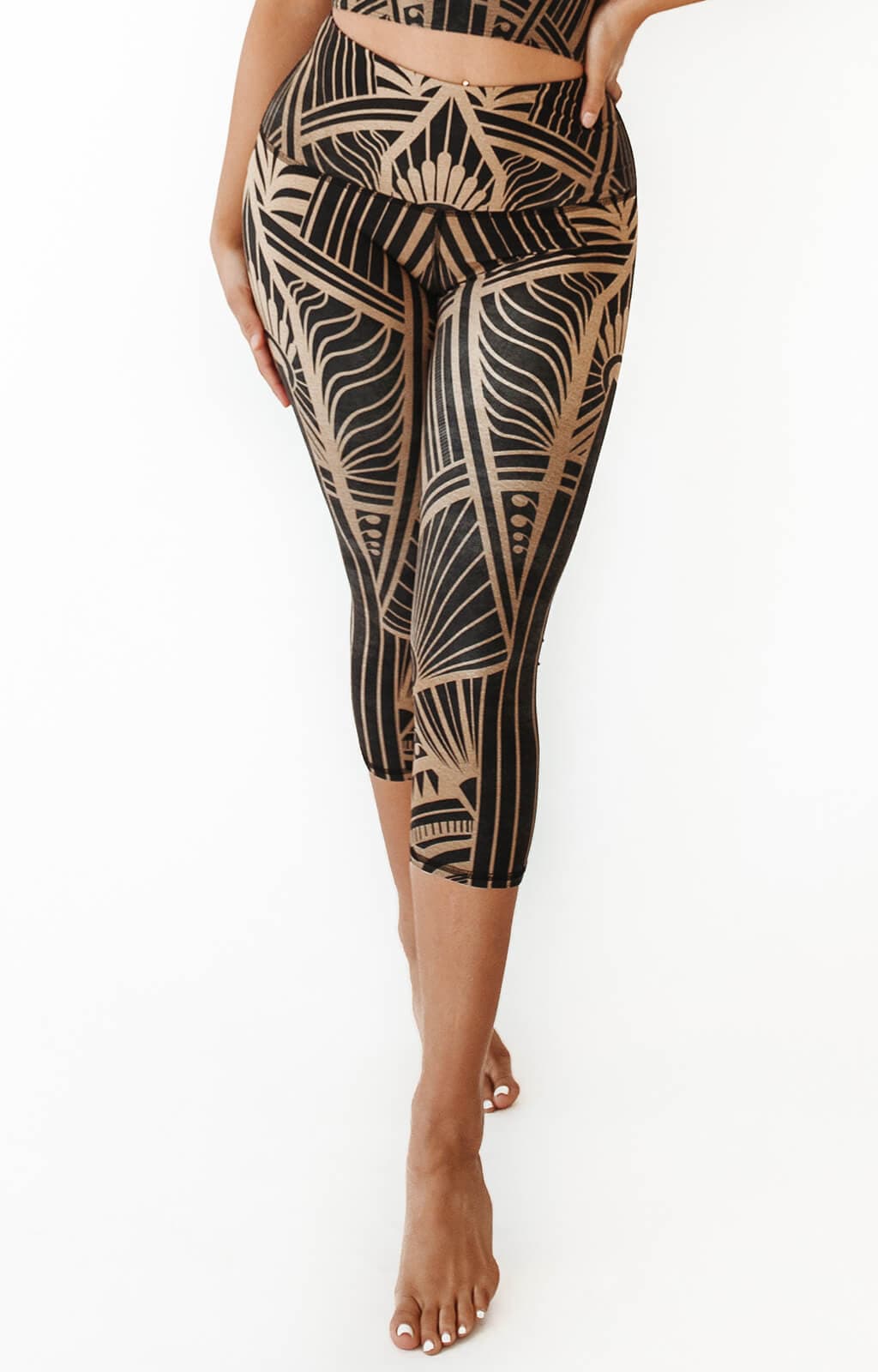 Yoga Democracy Capri Legging - Elegant Empire