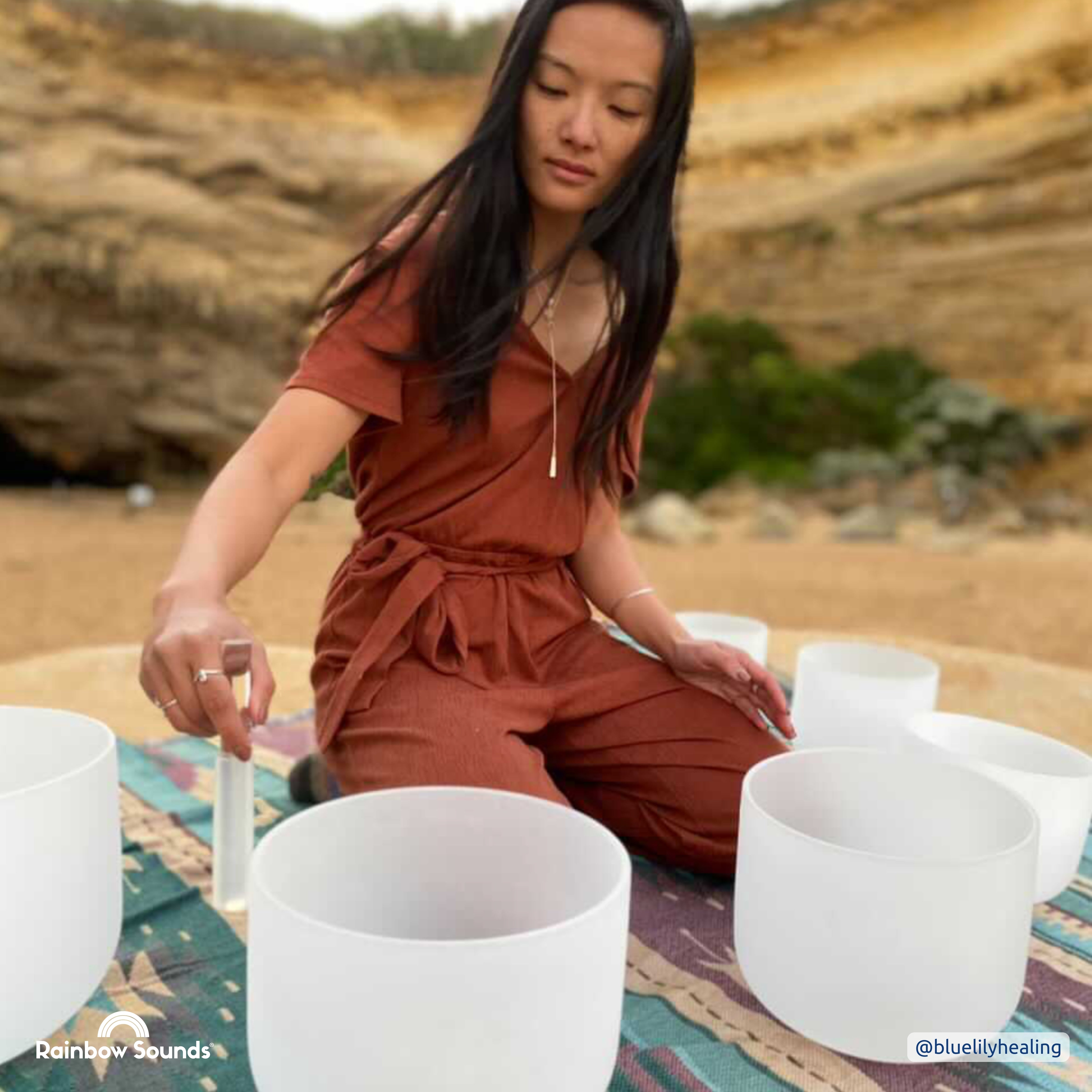 Set of 7 White Sound Therapy Bowls