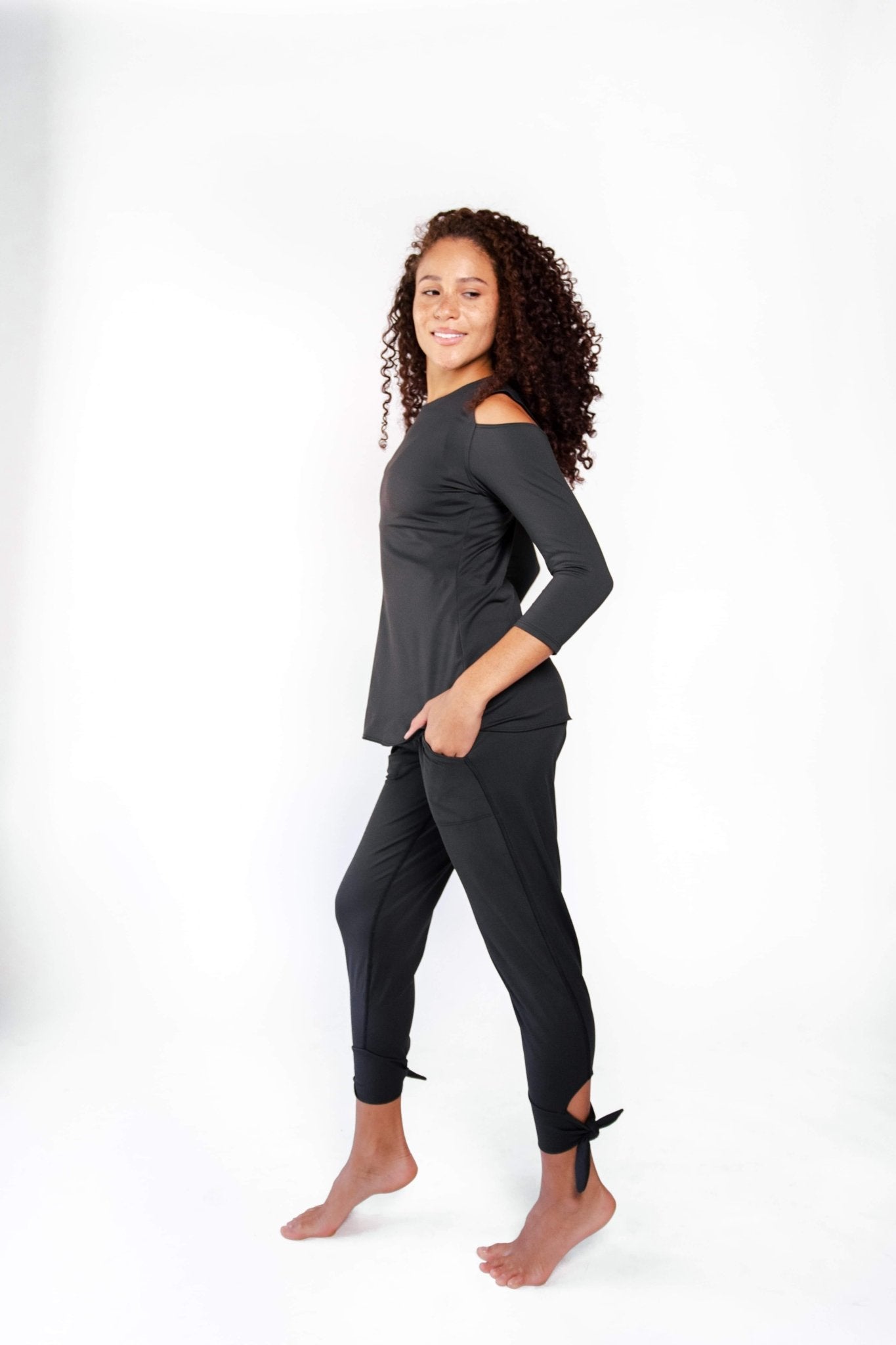 Yoga Democracy Sunday Jogger - Jet Black