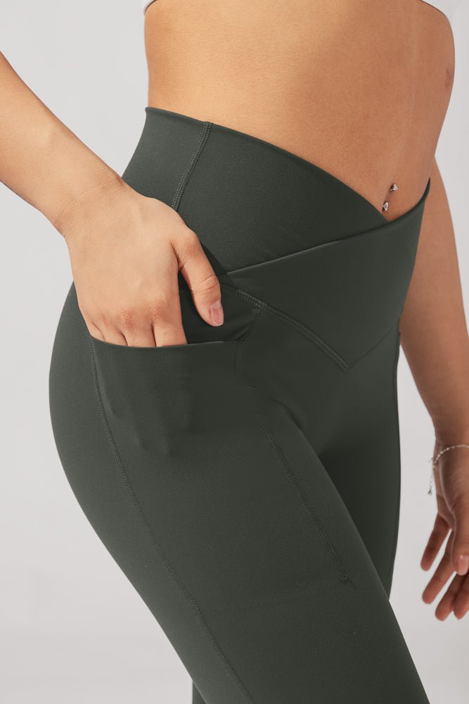 POPFLEX® Crisscross Hourglass® Flared Legging with Pockets - Forestwood