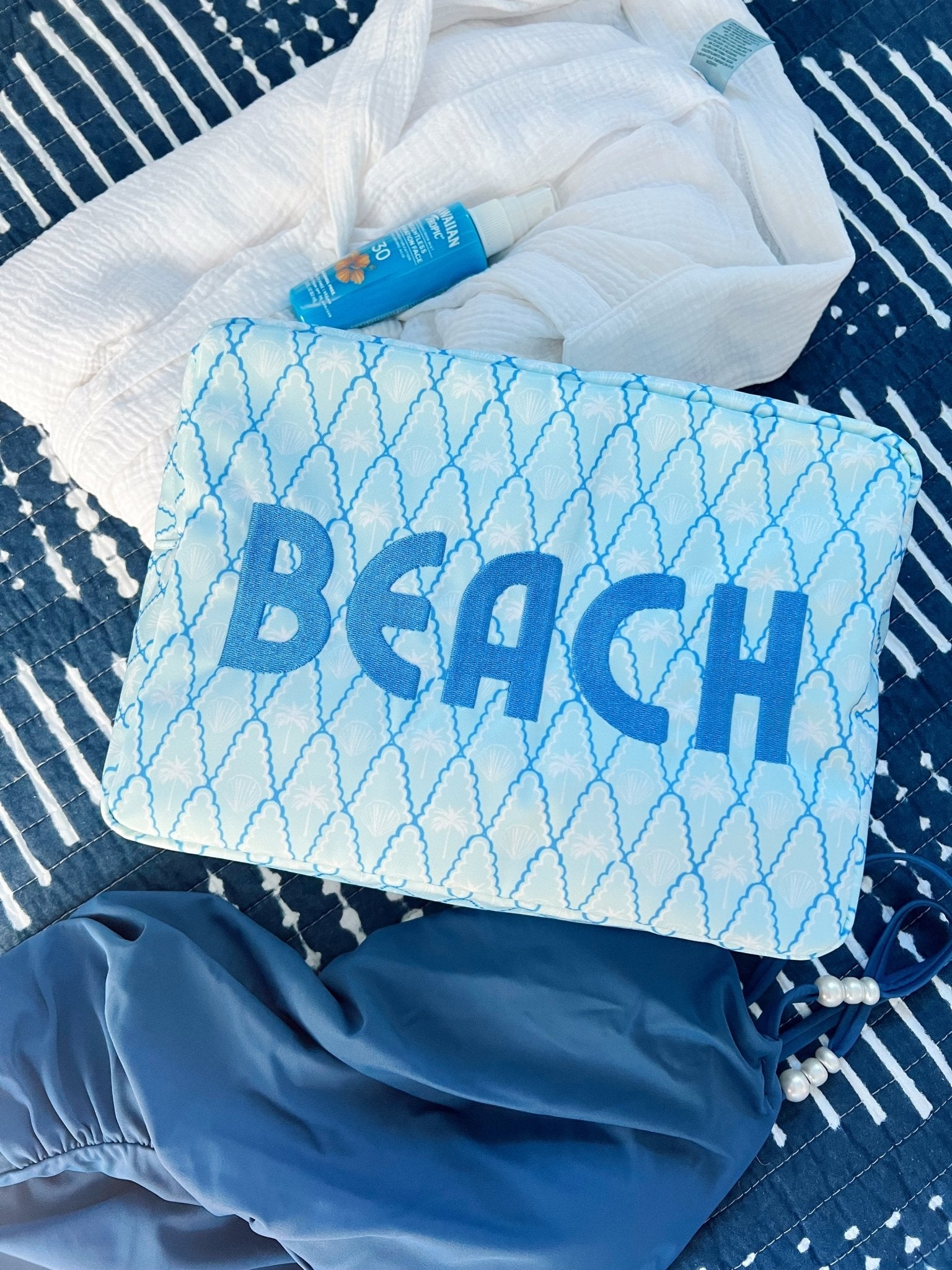 KenzKustomz Beach - Blue Palms XL Bag