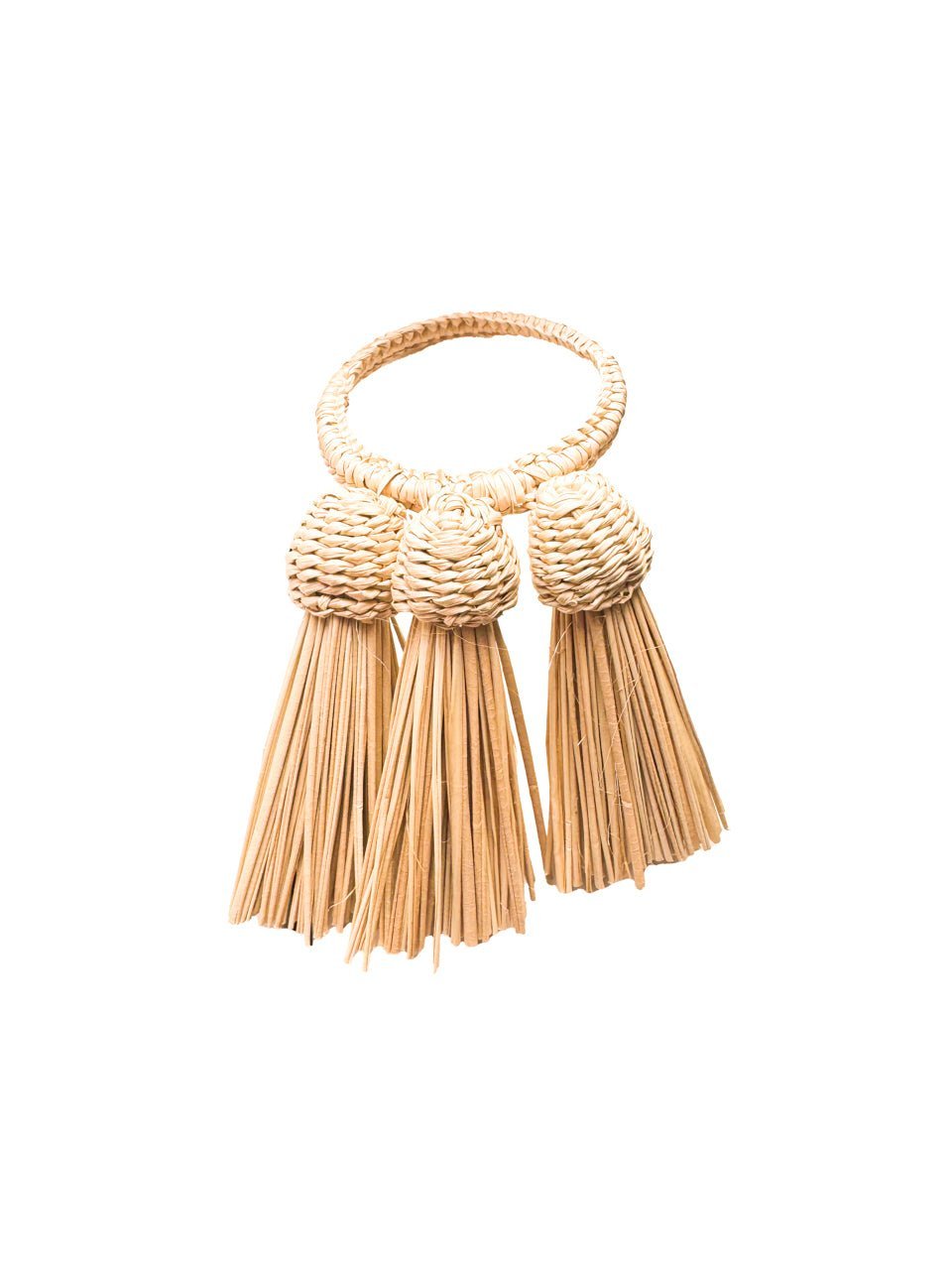 Casa Stilo Handwoven Iraca La Leccia Tassel Napkin Ring