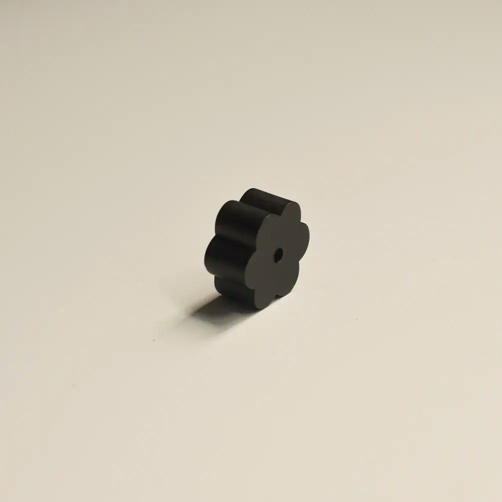 CEDAR AND MYRRH Flower Black Brass Incense Holder