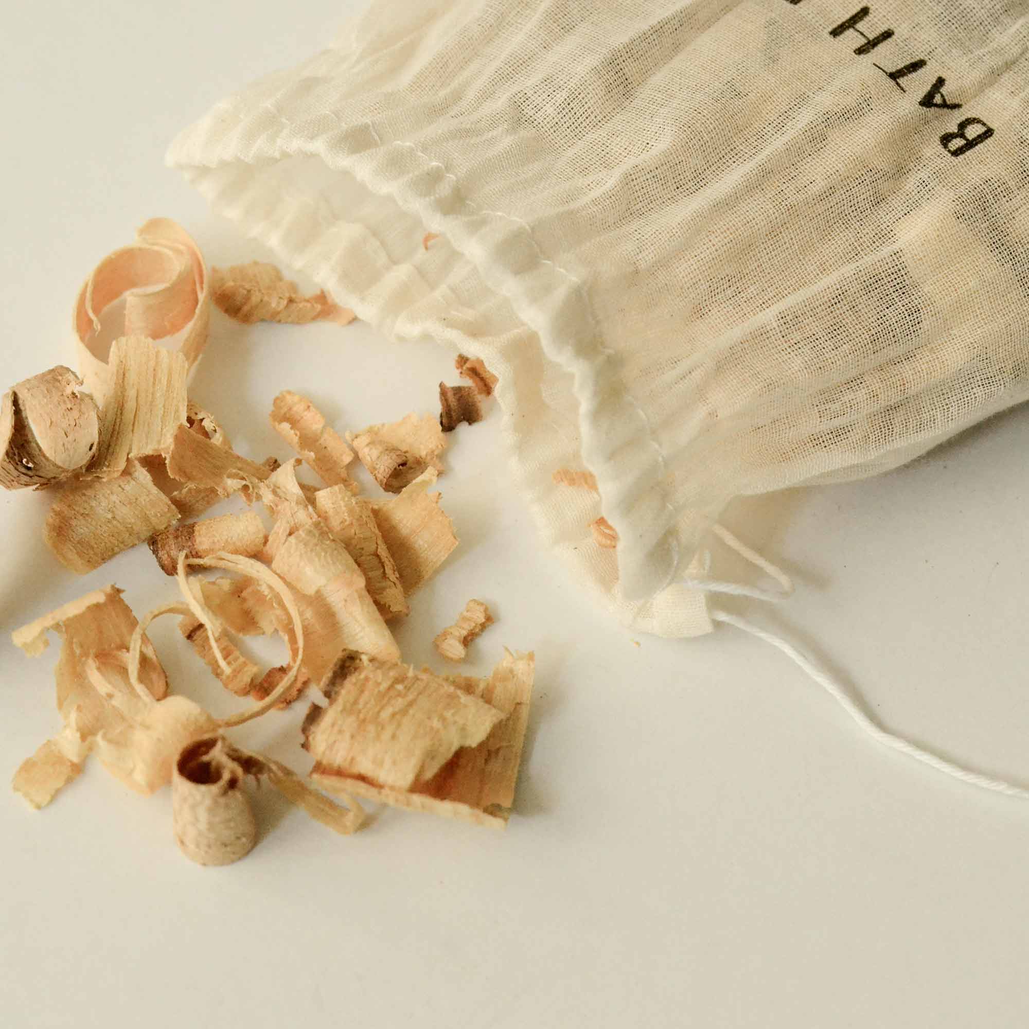 CEDAR AND MYRRH Sacred Harmony Gift Set