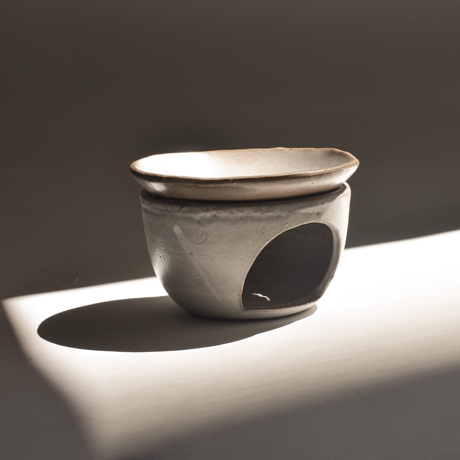 CEDAR AND MYRRH Sand Ceramic Oil Burner Set