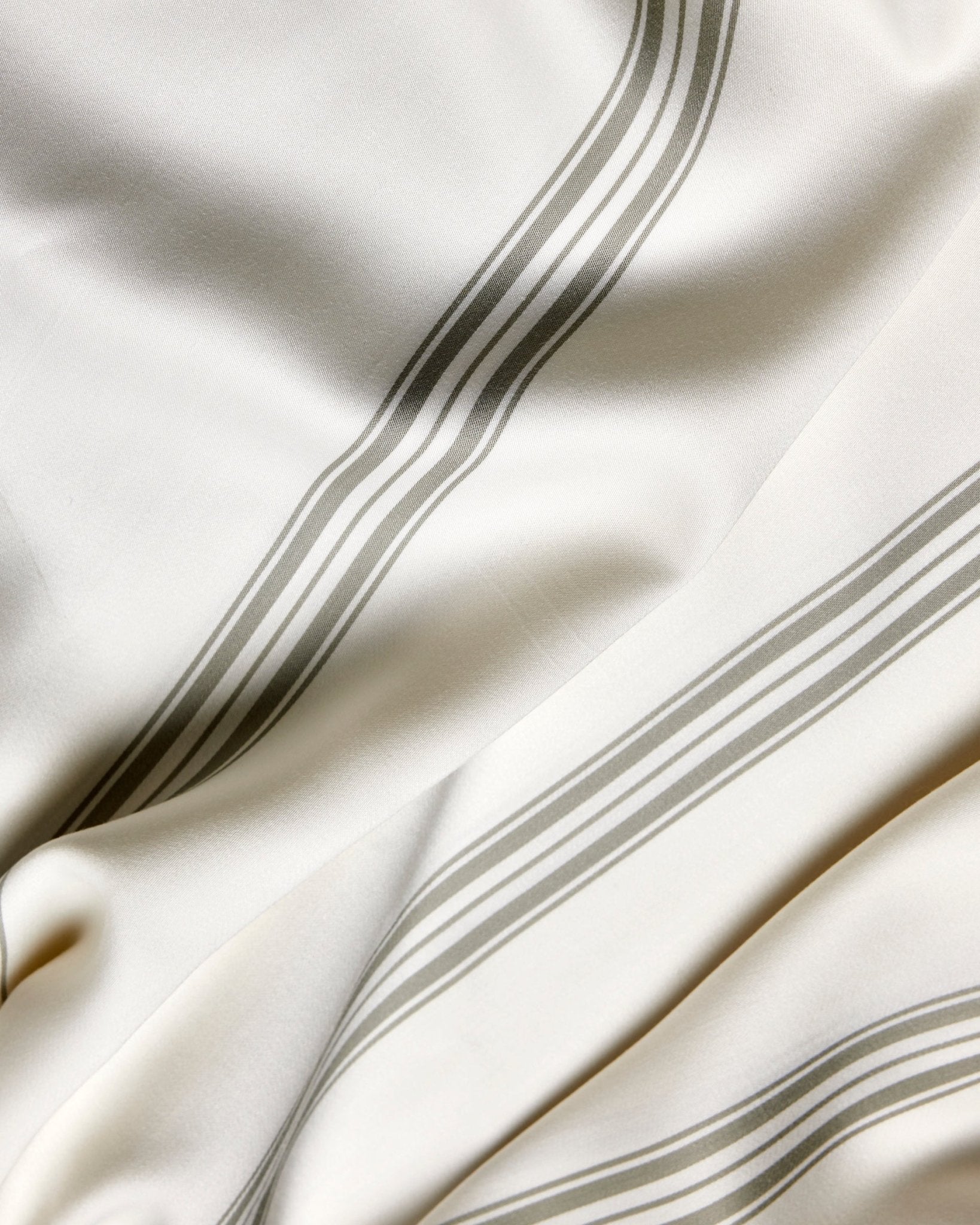 Cozy Earth Bamboo Bedding Deluxe Bundle