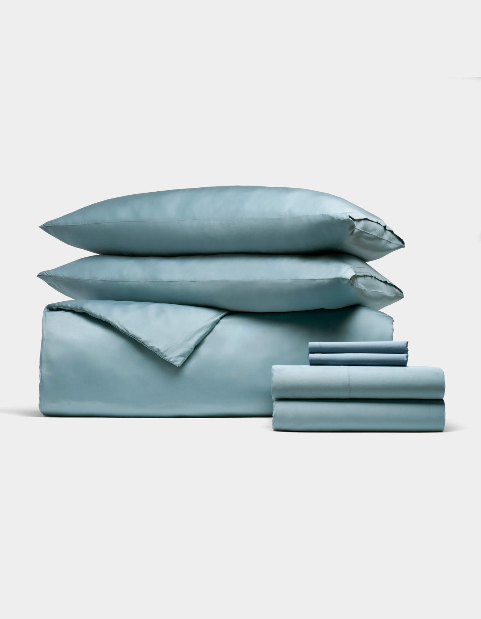 Cozy Earth Bamboo Bedding Deluxe Bundle - Down Alternative