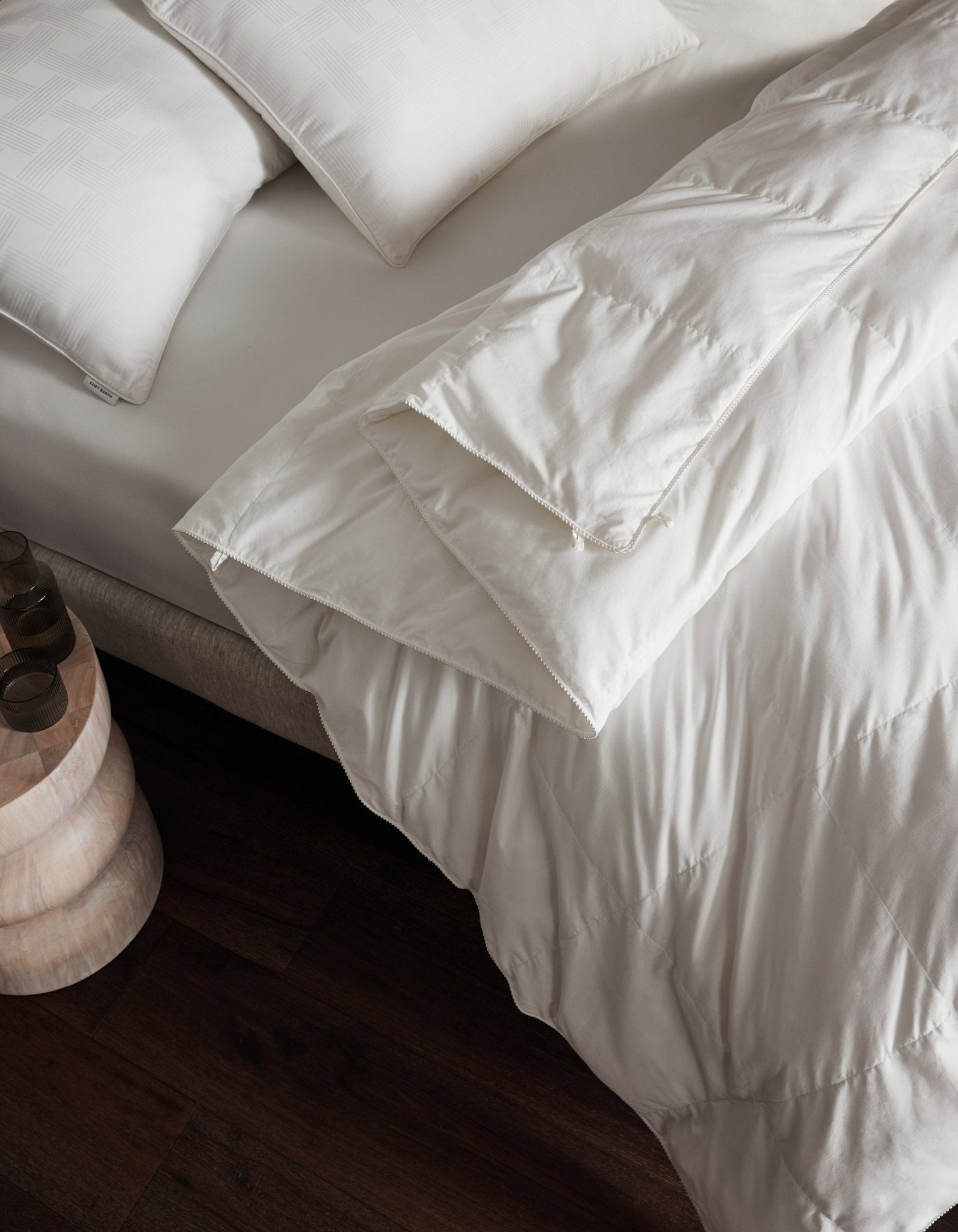 Cozy Earth Down Alternative Comforter