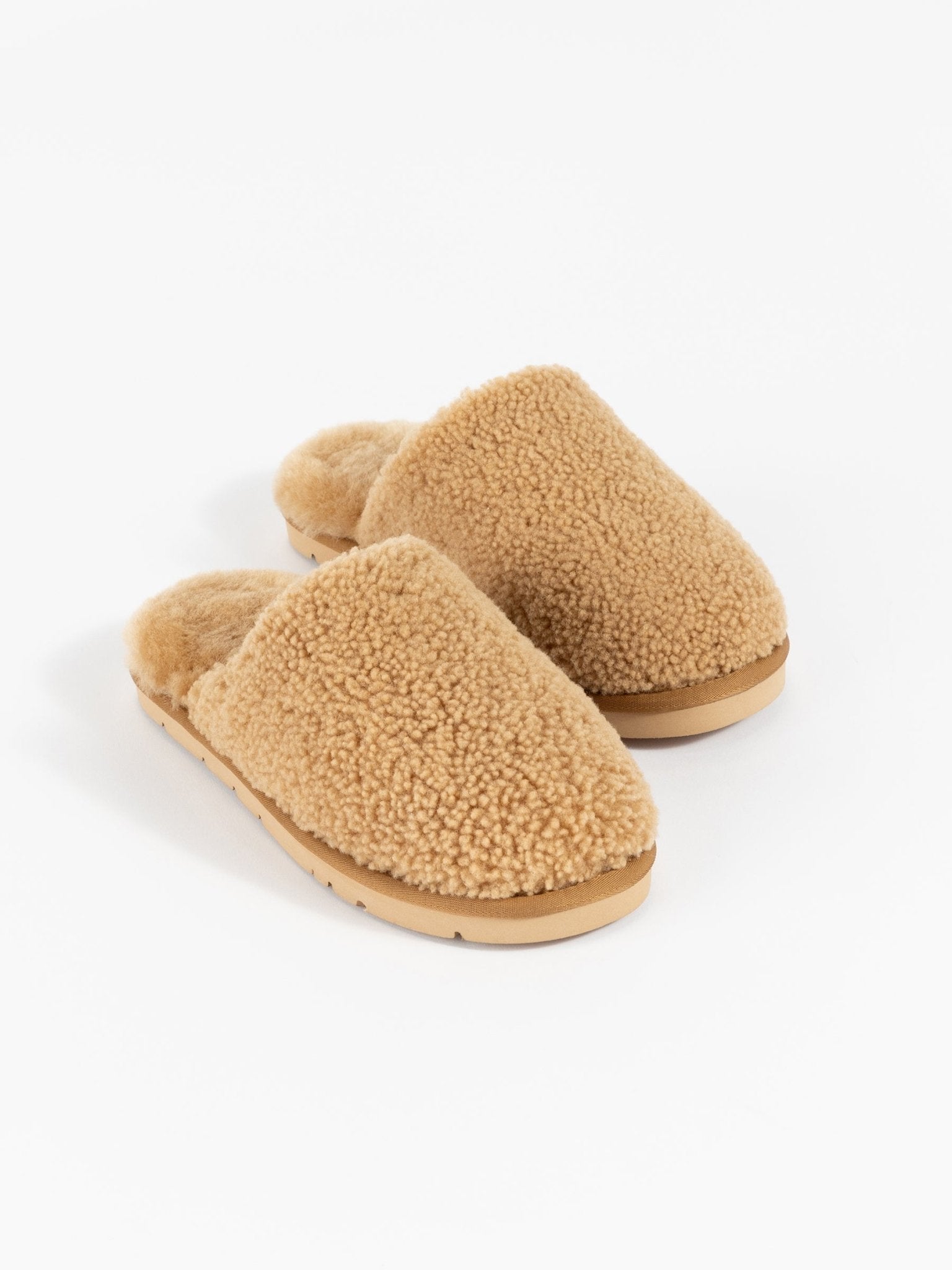 Cozy Earth Puffy Sheep Slippers