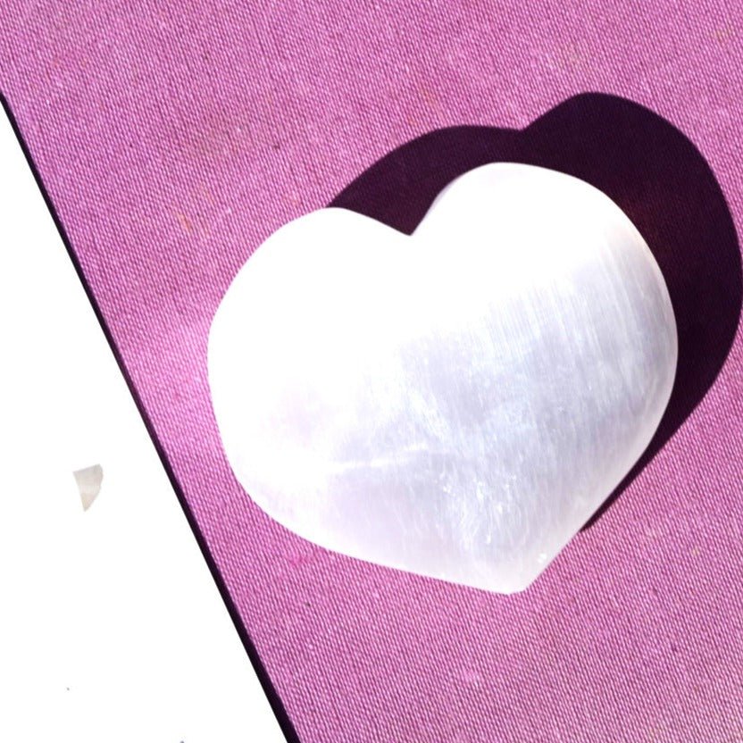 CRYSTALS.COM Selenite Heart