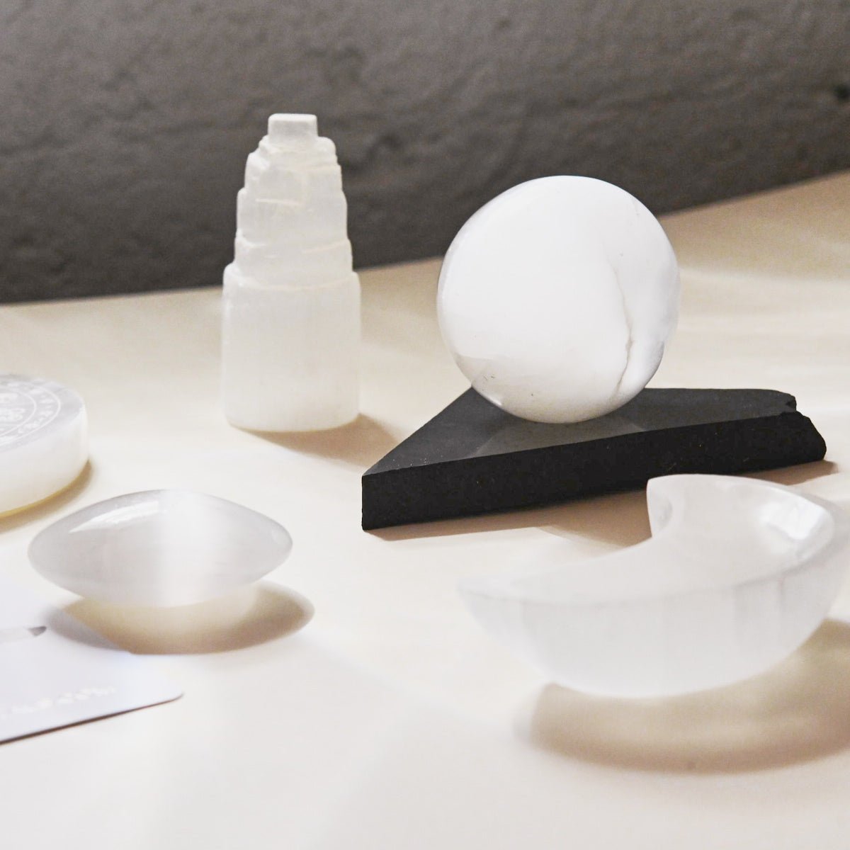 CRYSTALS.COM Selenite Tower