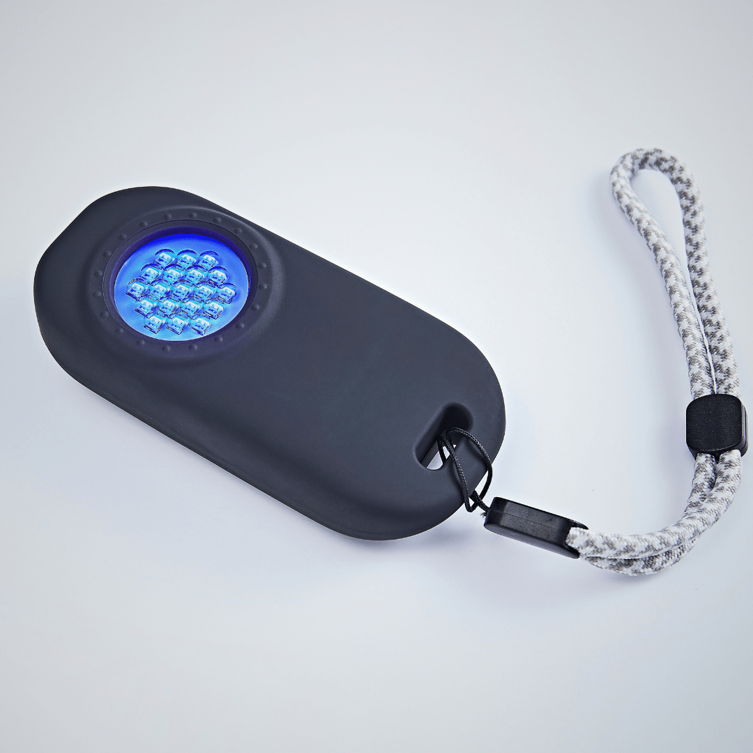 ECO FACE PLATINUM proCLEAR LED Mask (Jet Black)