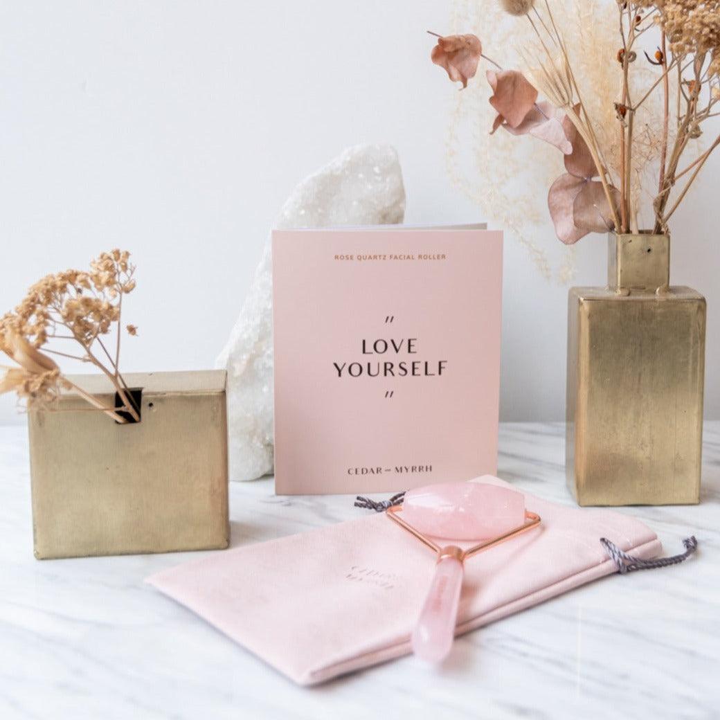 CEDAR AND MYRRH Rose Quartz Facial Roller