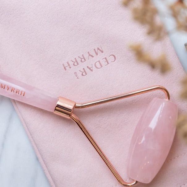 CEDAR AND MYRRH Rose Quartz Facial Roller