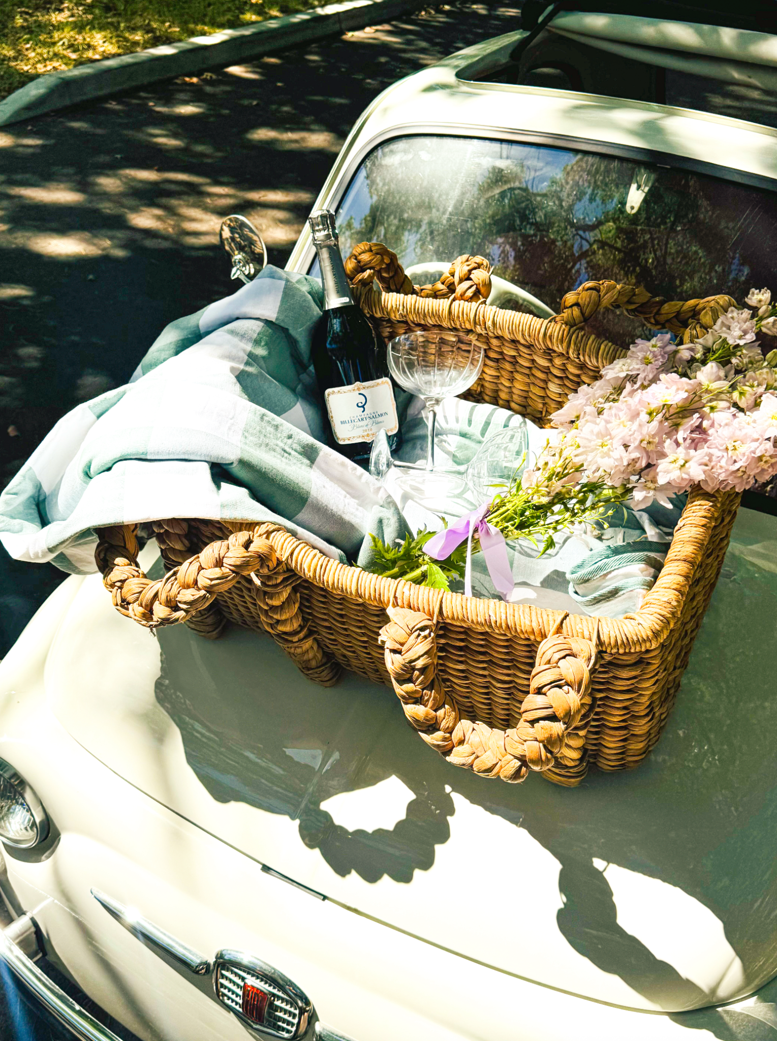 Giardino Reversible Tablecloth in Verde/Blu