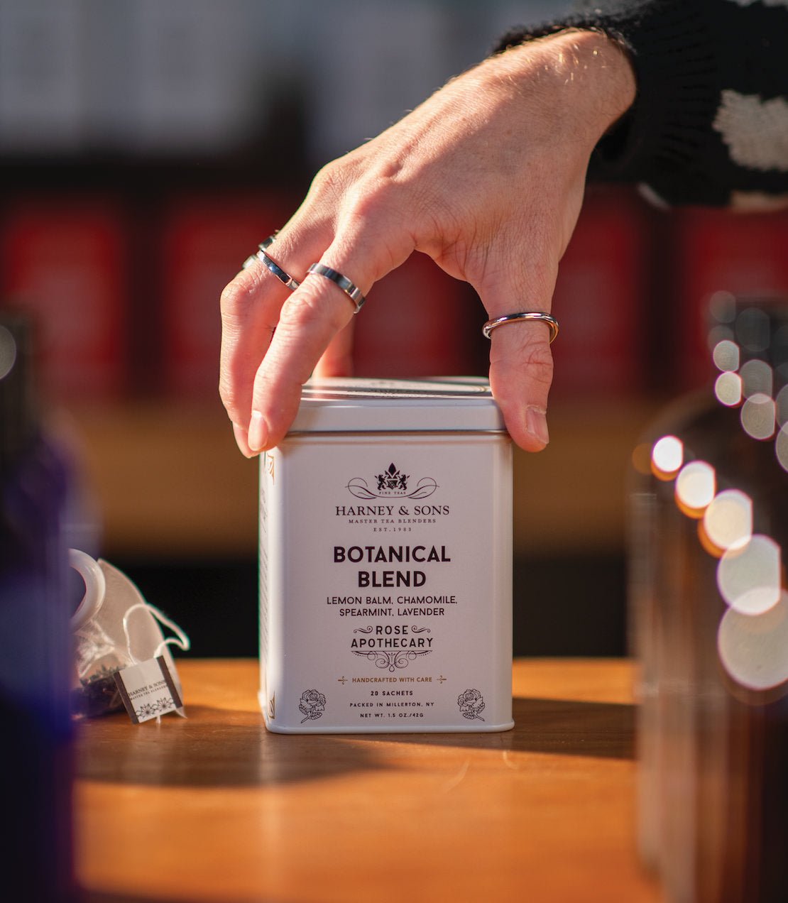 Harney & Sons Fine Teas Botanical Blend, Tin of 20 Sachets