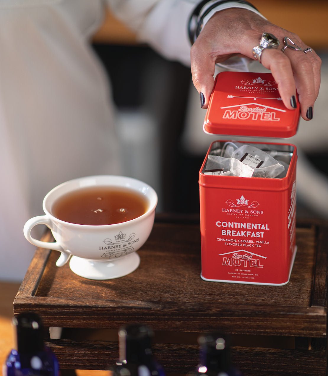 Harney & Sons Fine Teas Continental Breakfast, Tin of 20 Sachets