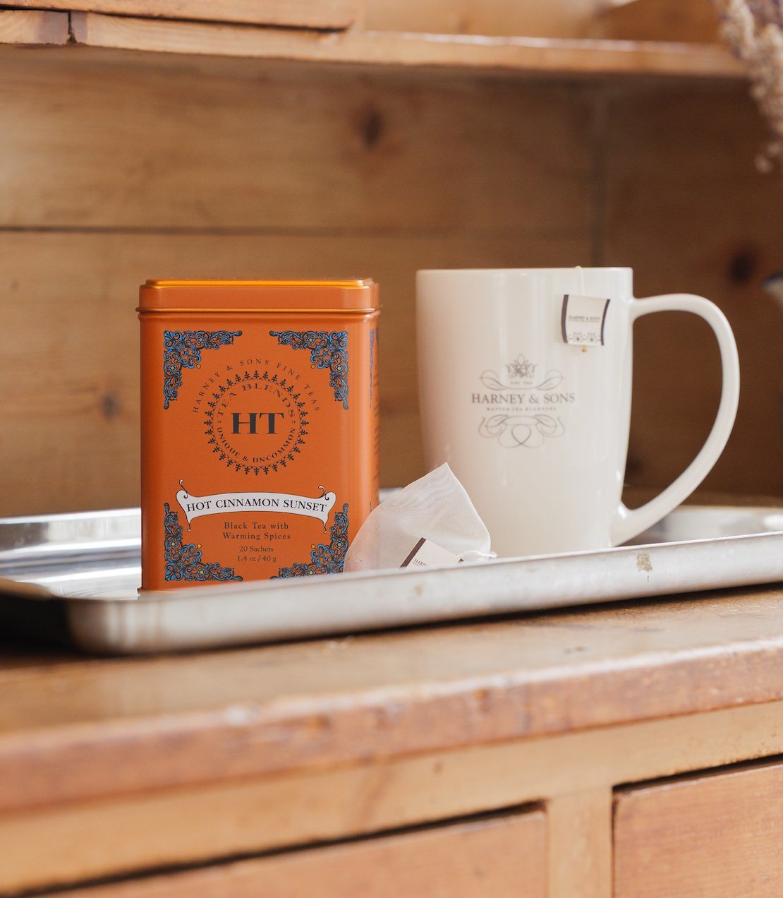 Harney & Sons Fine Teas Hot Cinnamon Sunset, HT Tin of 20 Sachets