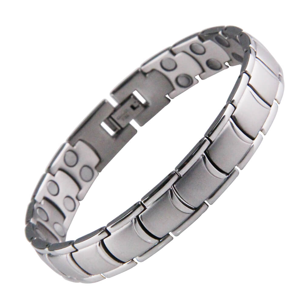 HealthyLine Stainless Steel Magnetic Power Bracelet. Silver Color. Model B011S
