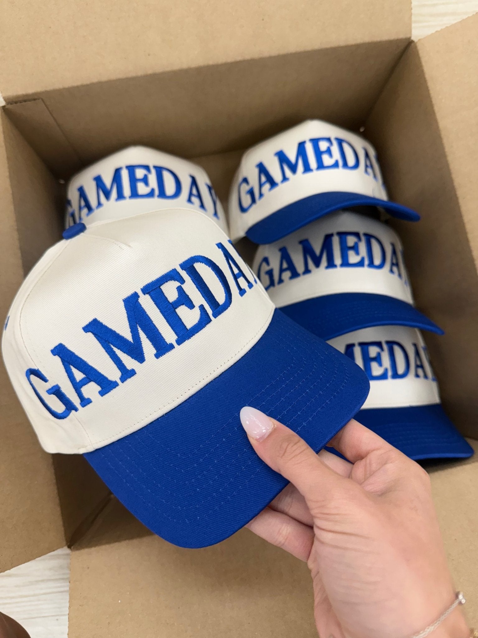KenzKustomz GAMEDAY - Wrap Around Vintage Trucker Hat