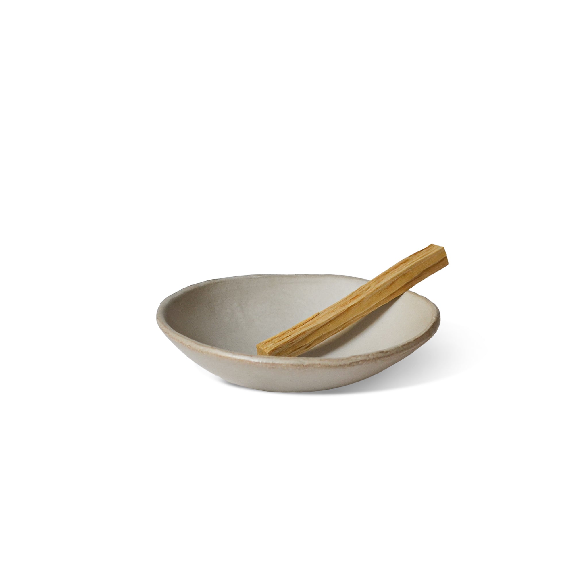 CEDAR AND MYRRH Light Grey Ceramic Incense Bowl