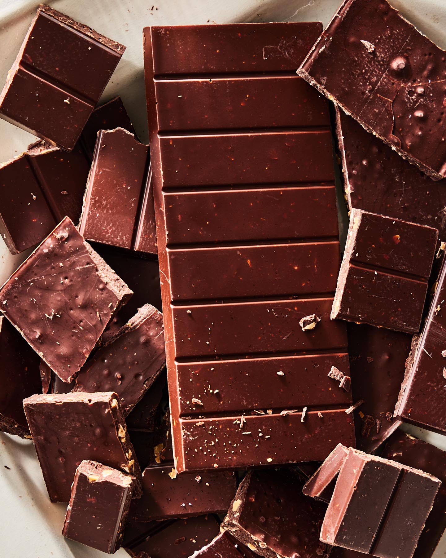 Mast Market Organic Dark Chocolate with Almonds and Sea Salt