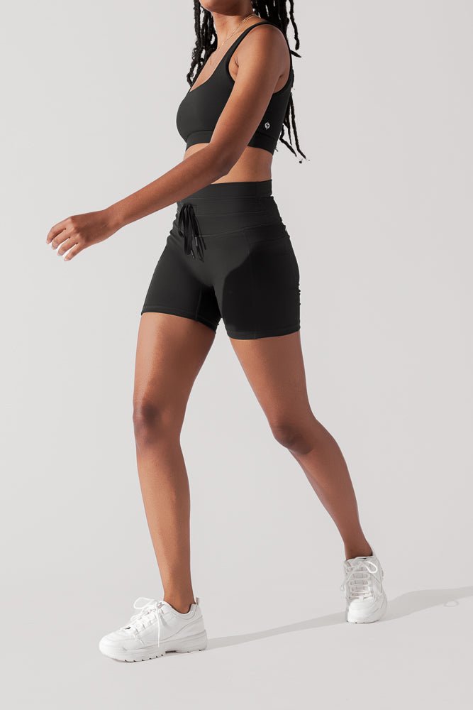 POPFLEX® Cargo Midi Short with Pockets - Black