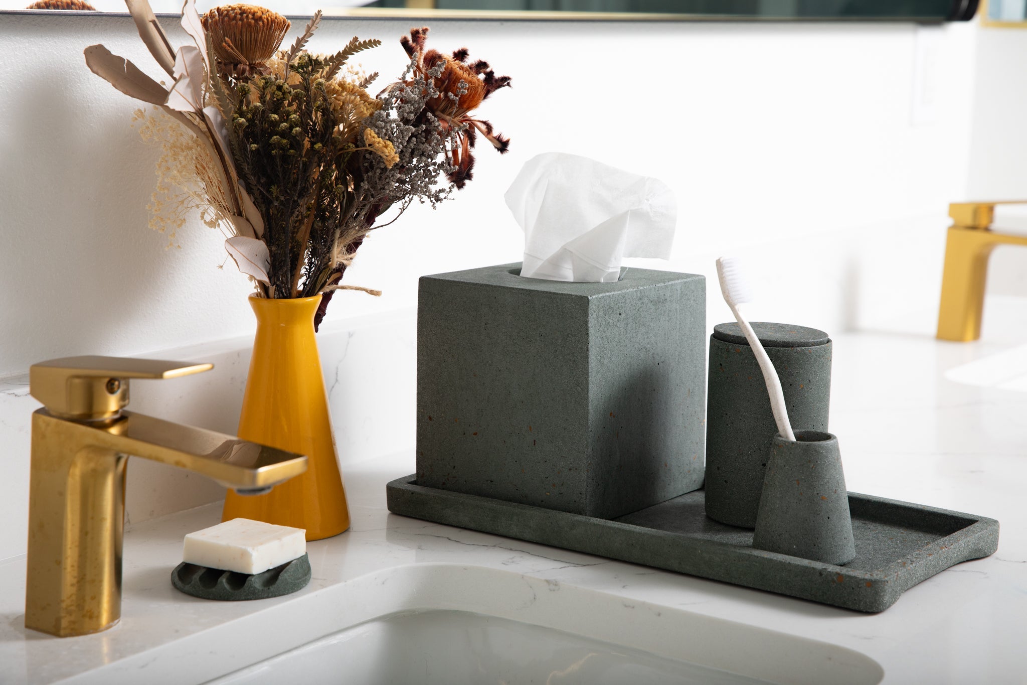 Toothbrush Holder | Dark Green Terrazzo
