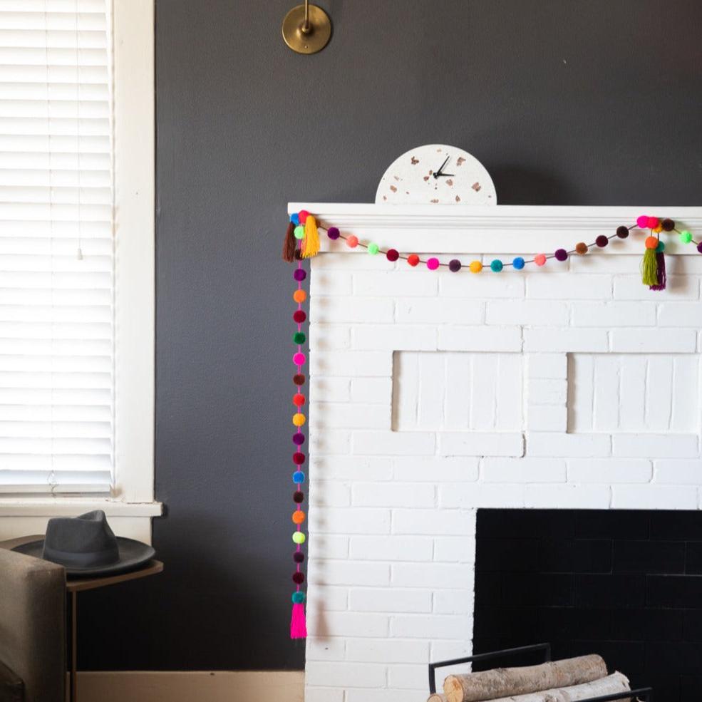 Pretti.Cool Mantle Clock | White Terrazzo