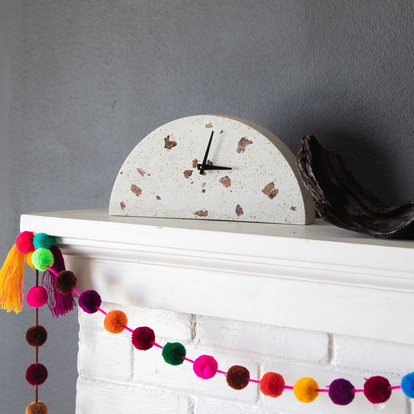 Pretti.Cool Mantle Clock | White Terrazzo