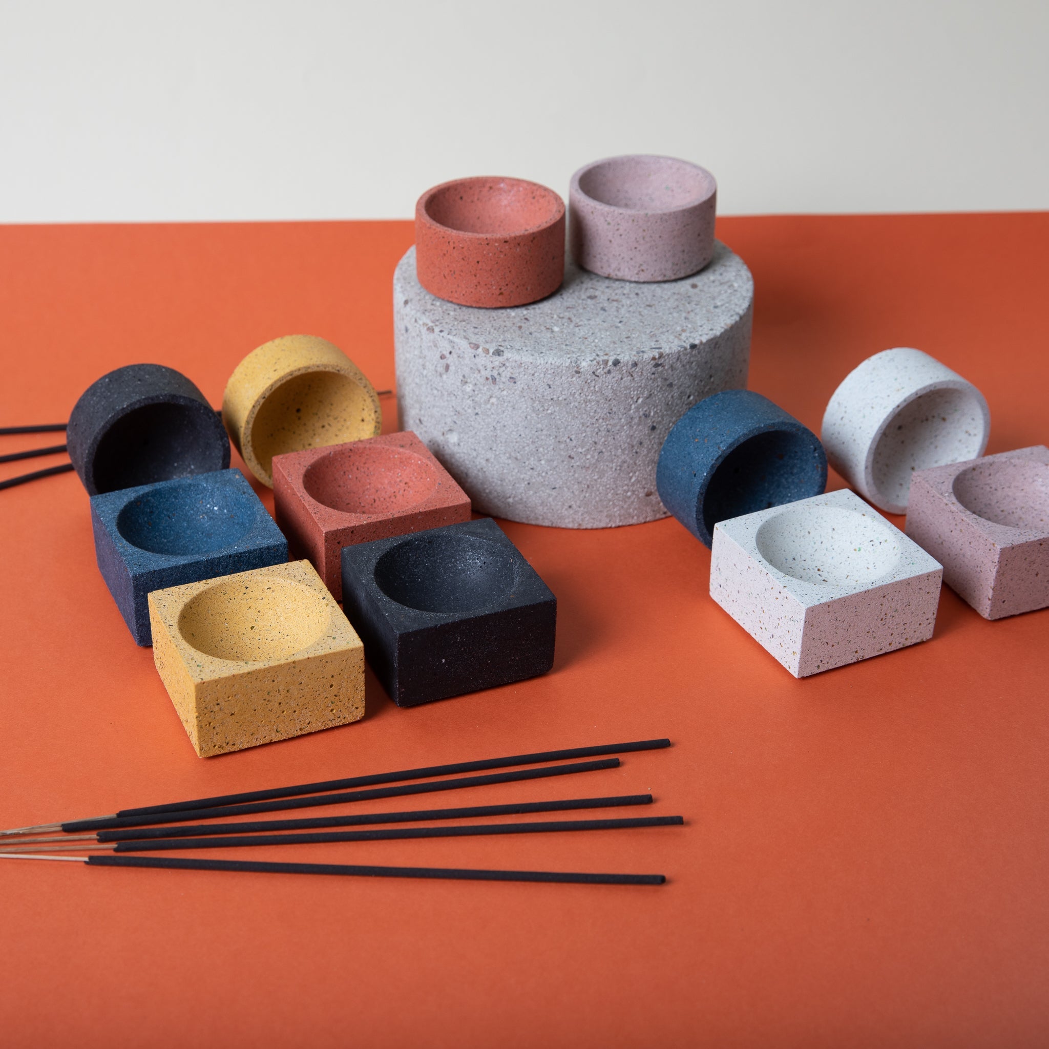 Porta incienso redondo | Terrazo lila