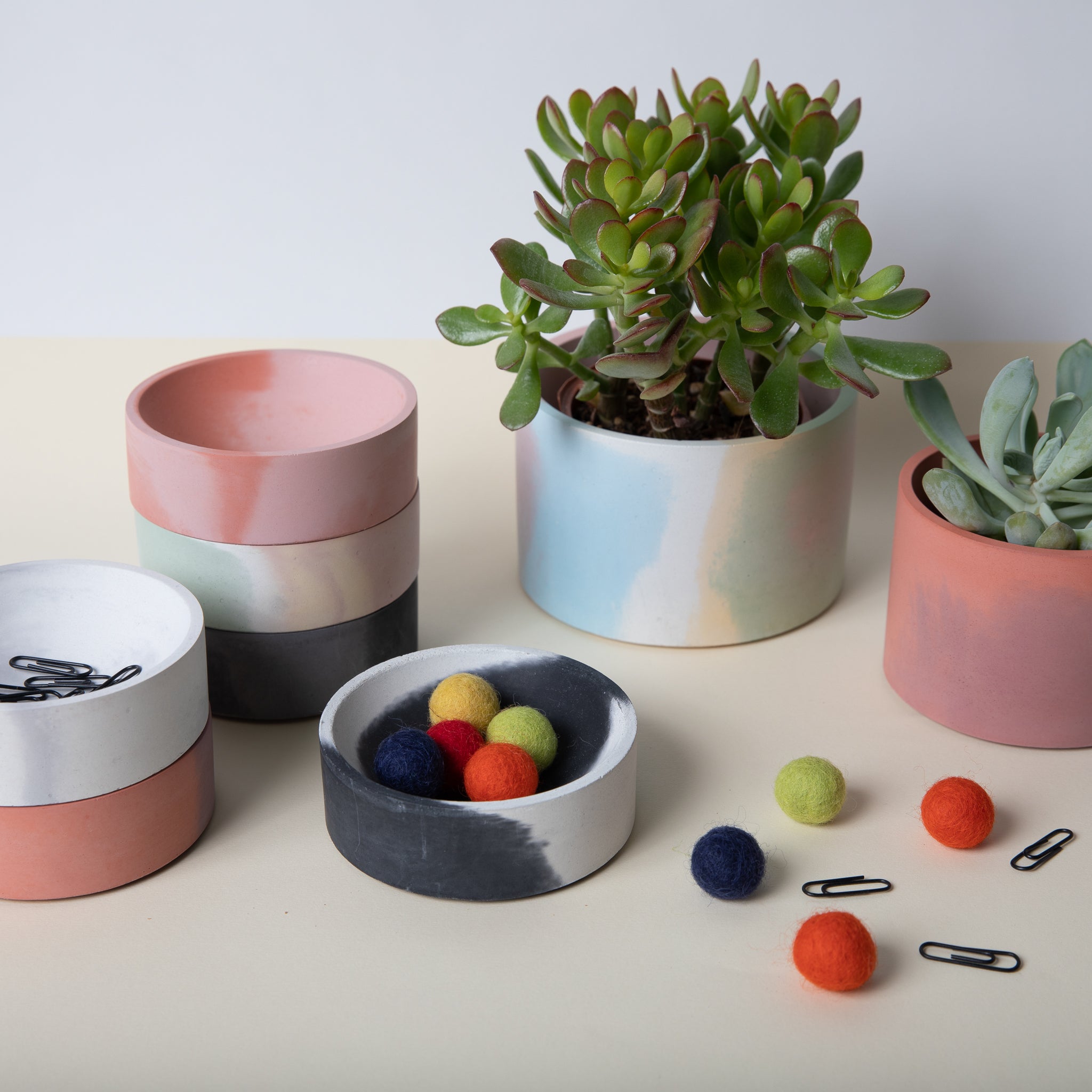 Pretti.Cool 4" Catch - All | Grey & White