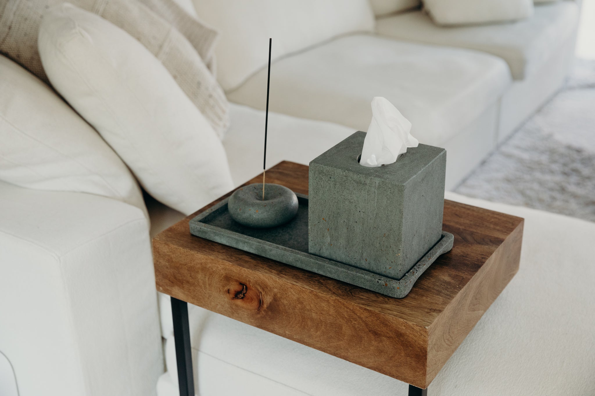 Pretti.Cool Bubble Incense Holder | Dark Green Terrazzo