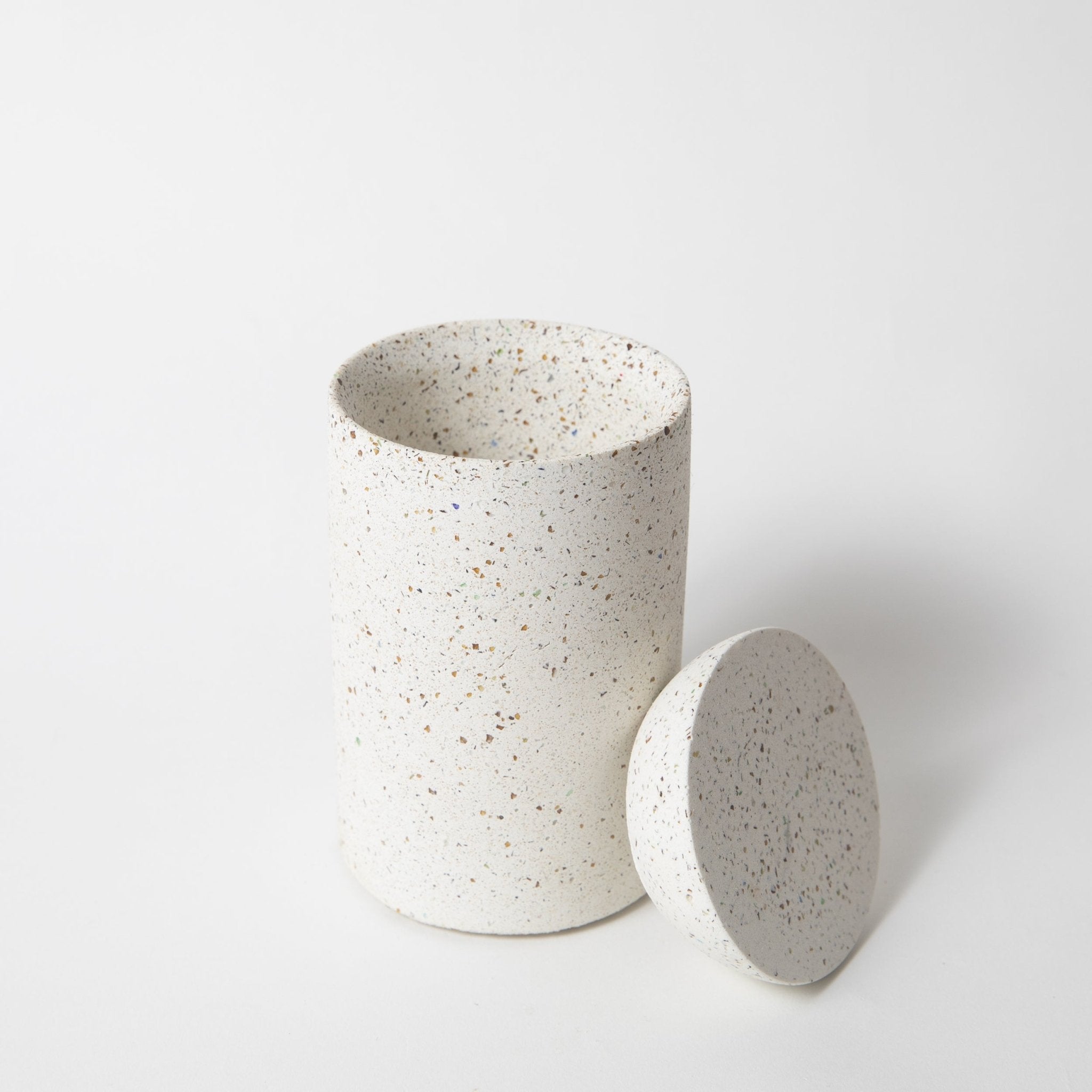 Pretti.Cool Cotton Swab Holder | White Terrazzo