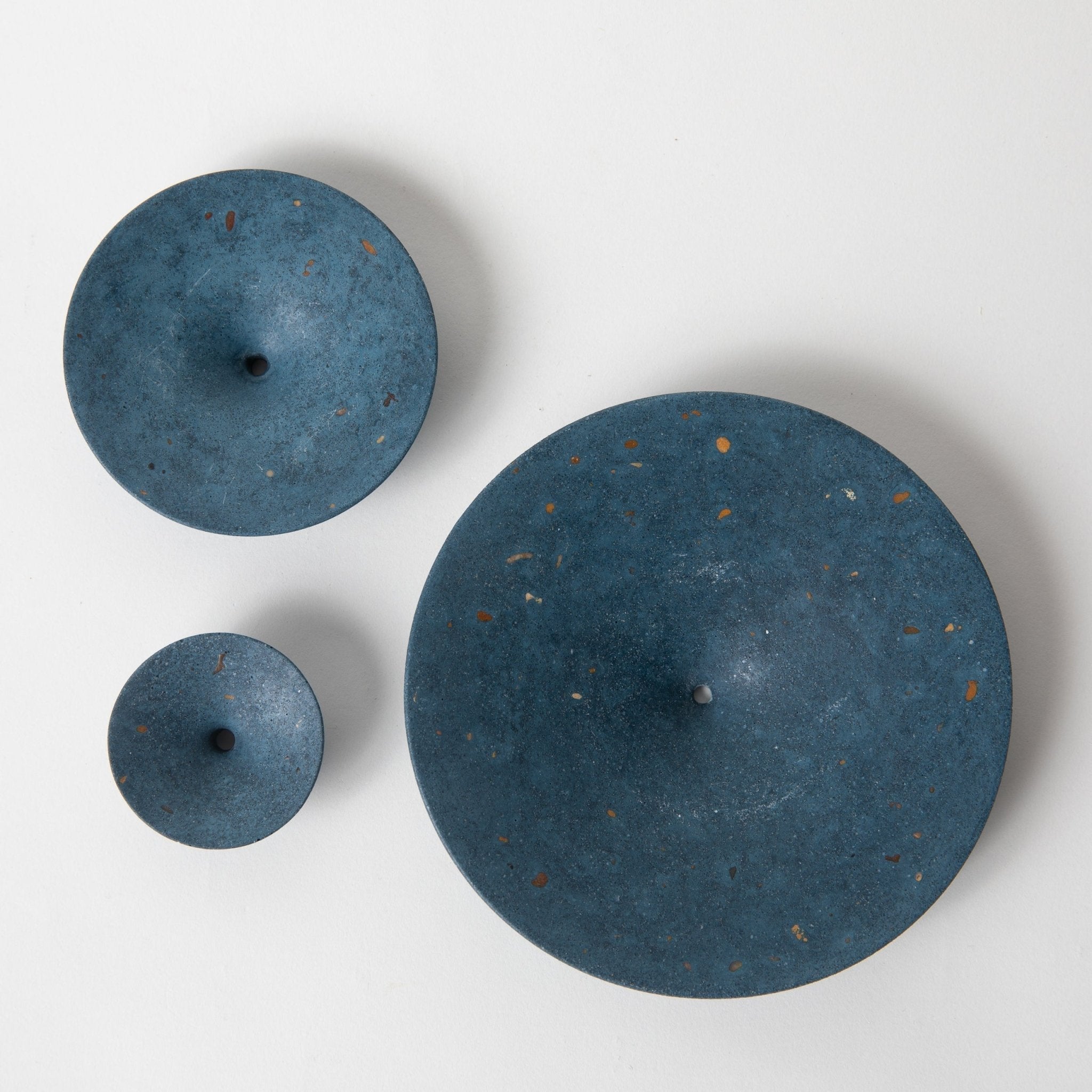 Pretti.Cool Dimple Wall Hook, Medium | Cobalt Terrazzo