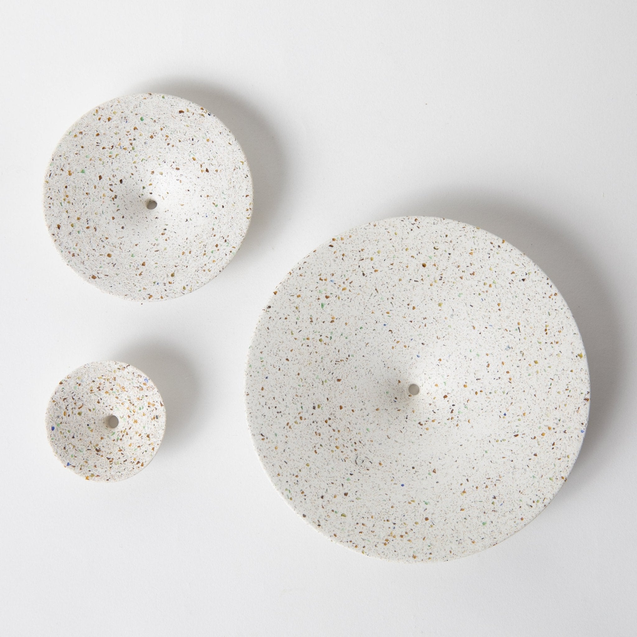 Pretti.Cool Dimple Wall Hook, Small | White Terrazzo