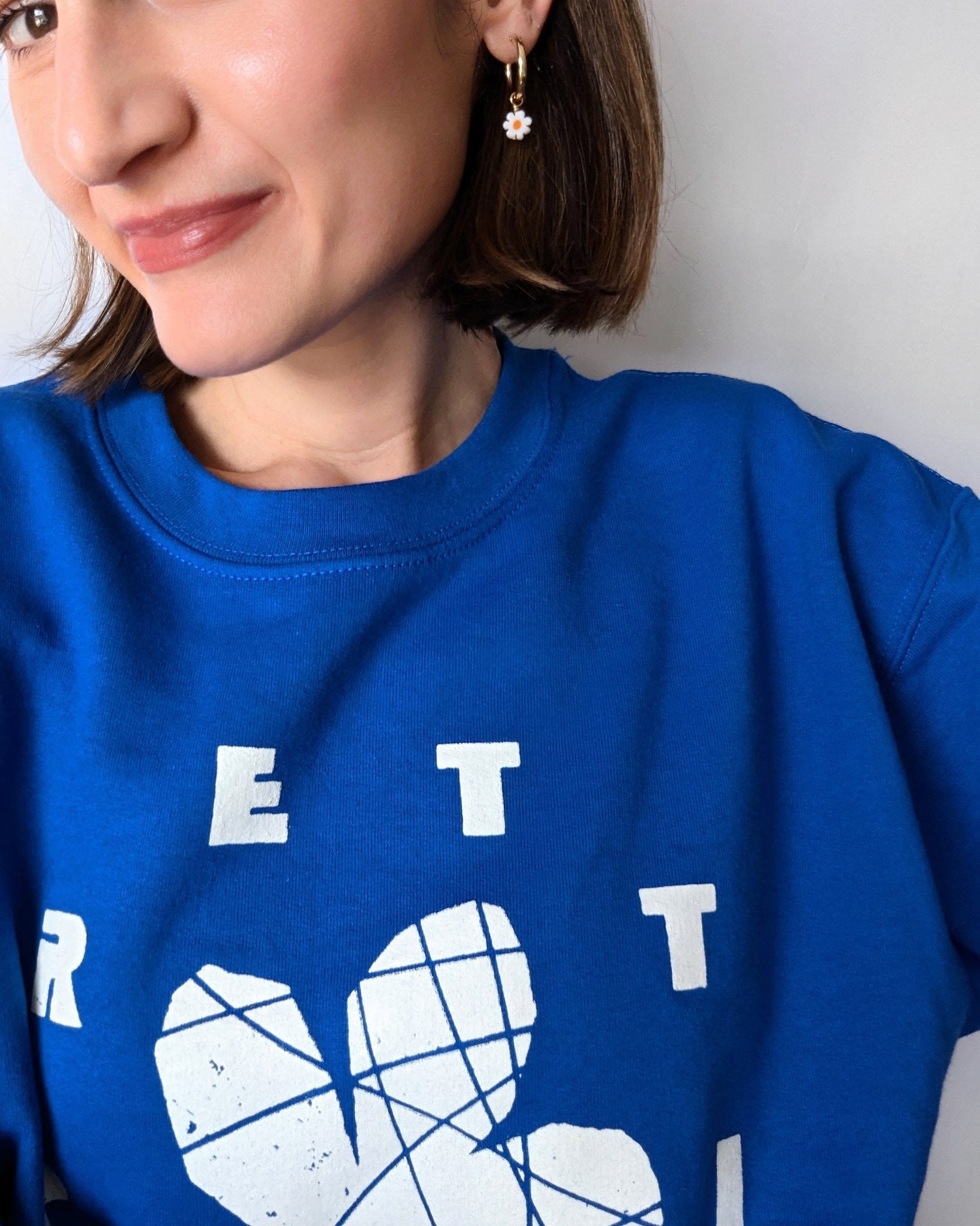 Pretti.Cool Flowers Crewneck