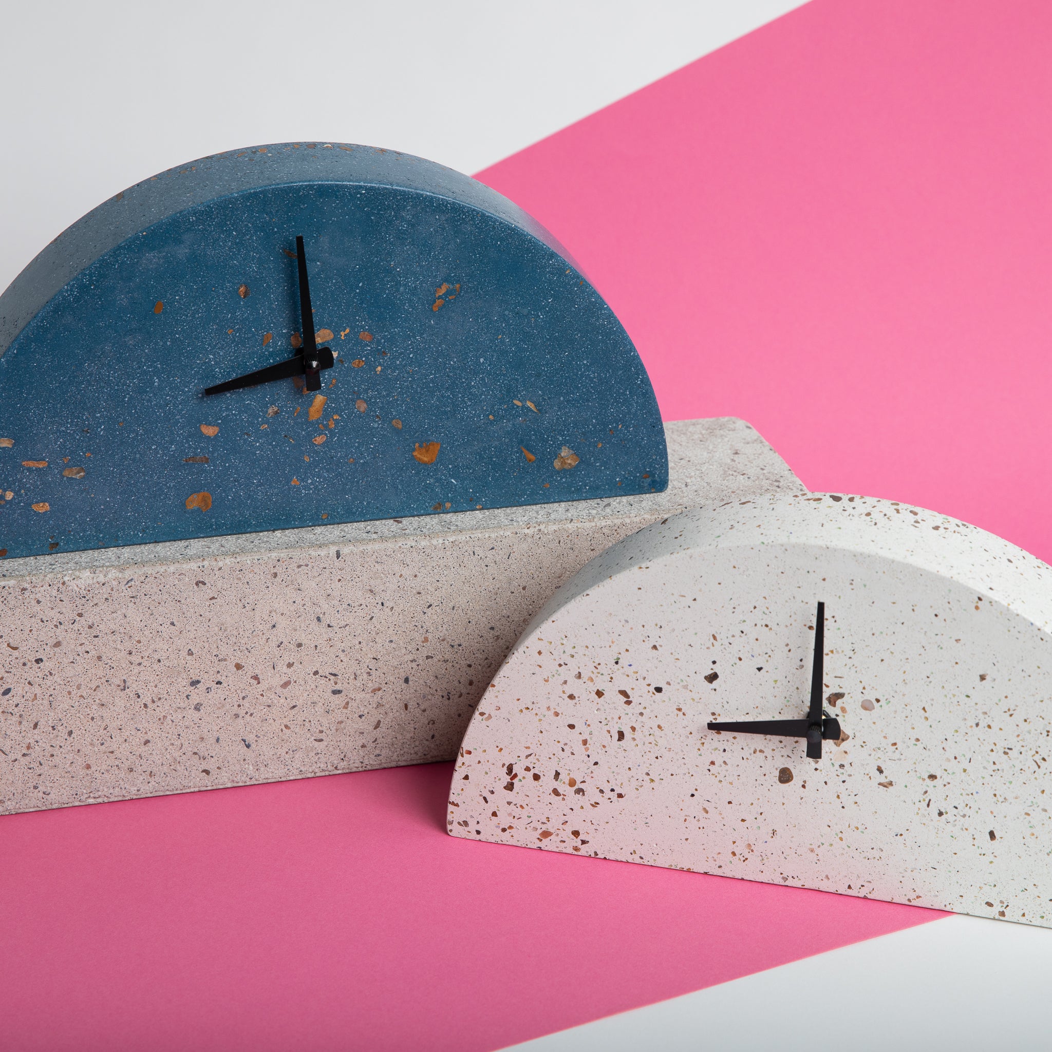 Pretti.Cool Mantle Clock | White Terrazzo