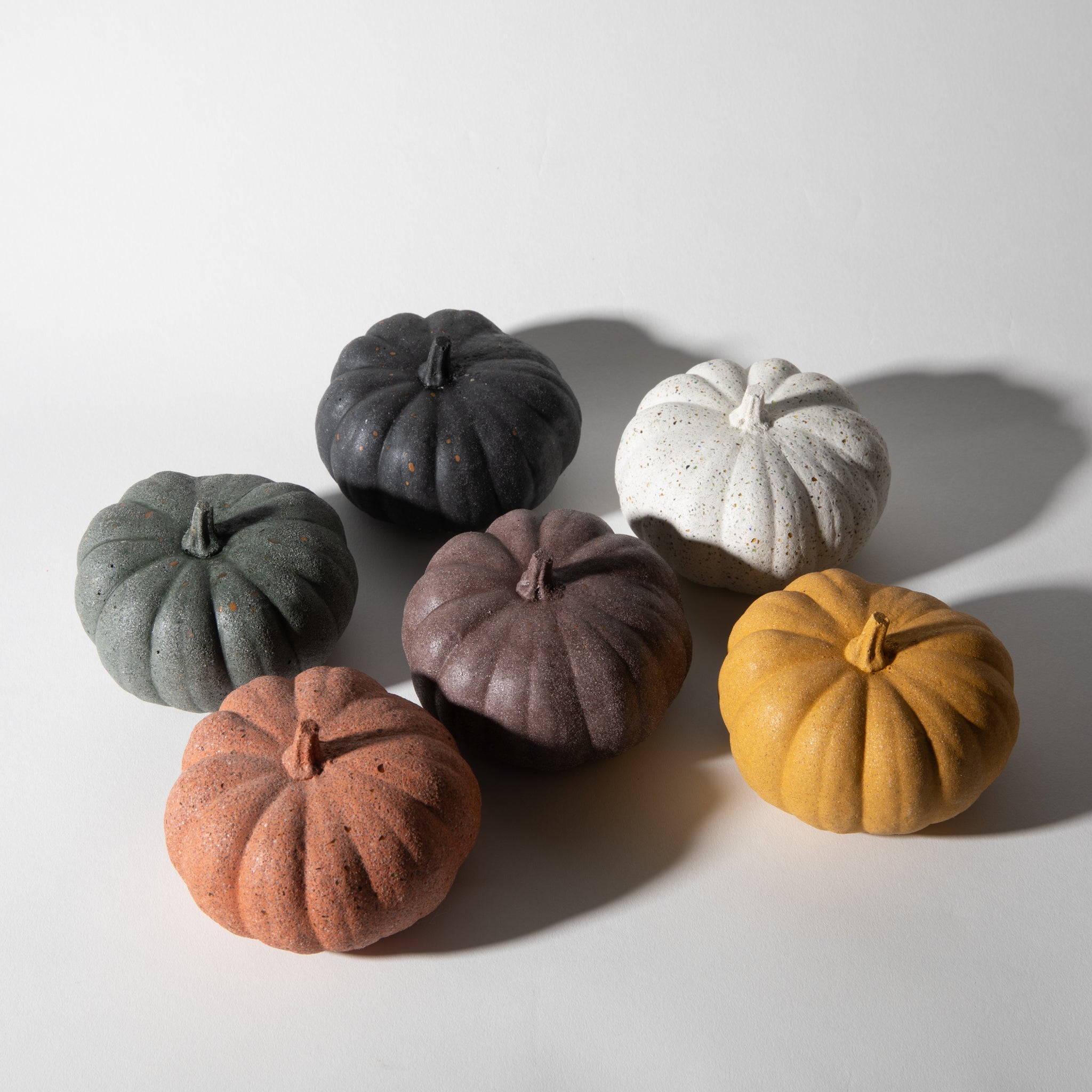 Pretti.Cool Mini Pumpkin | Dark Green Terrazzo