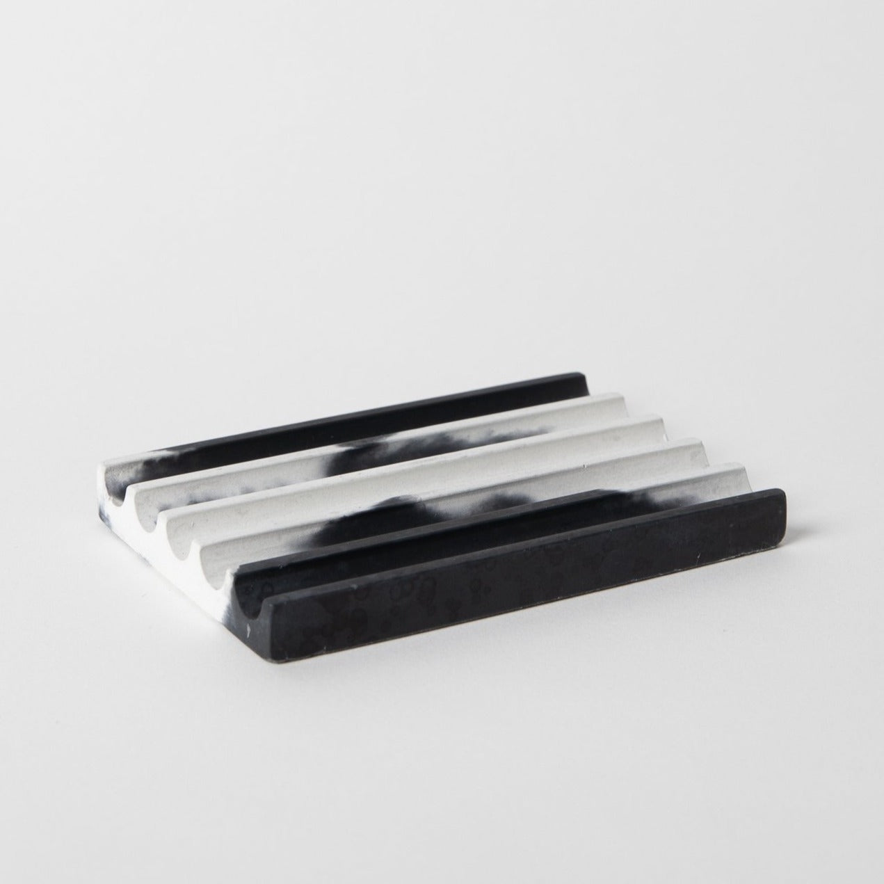 Pretti.Cool Soap Dish | Cookies n Cream