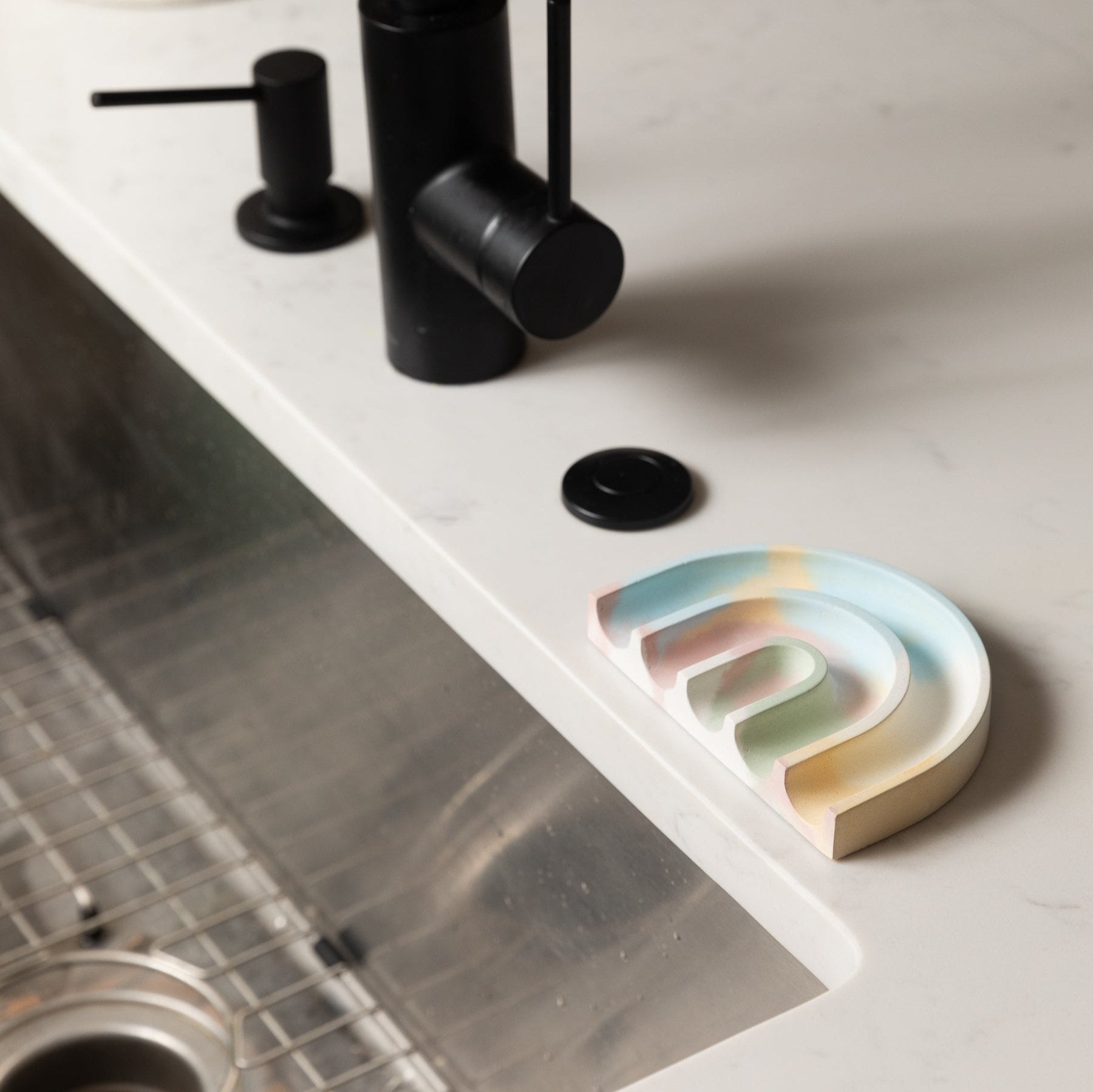 Pretti.Cool Sponge Rest | Jawbreaker