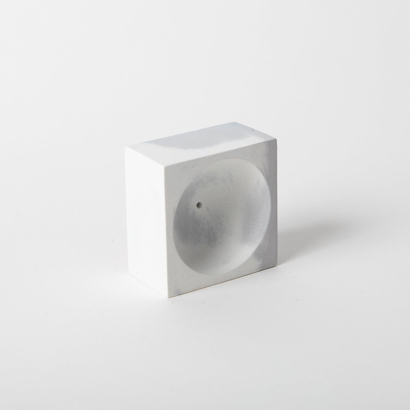 Pretti.Cool Square Incense Holder | Grey & White