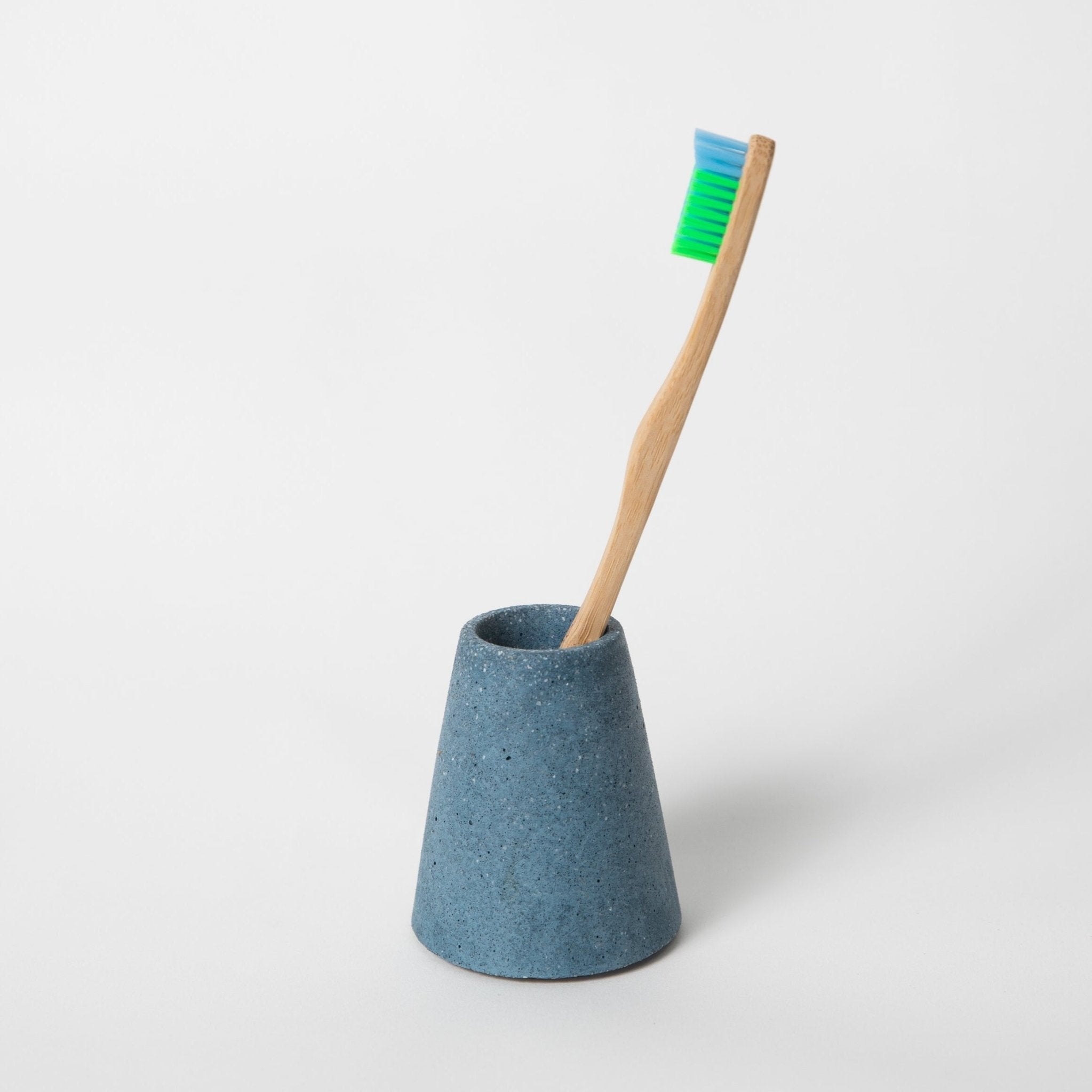 Pretti.Cool Toothbrush Holder | Cobalt Terrazzo