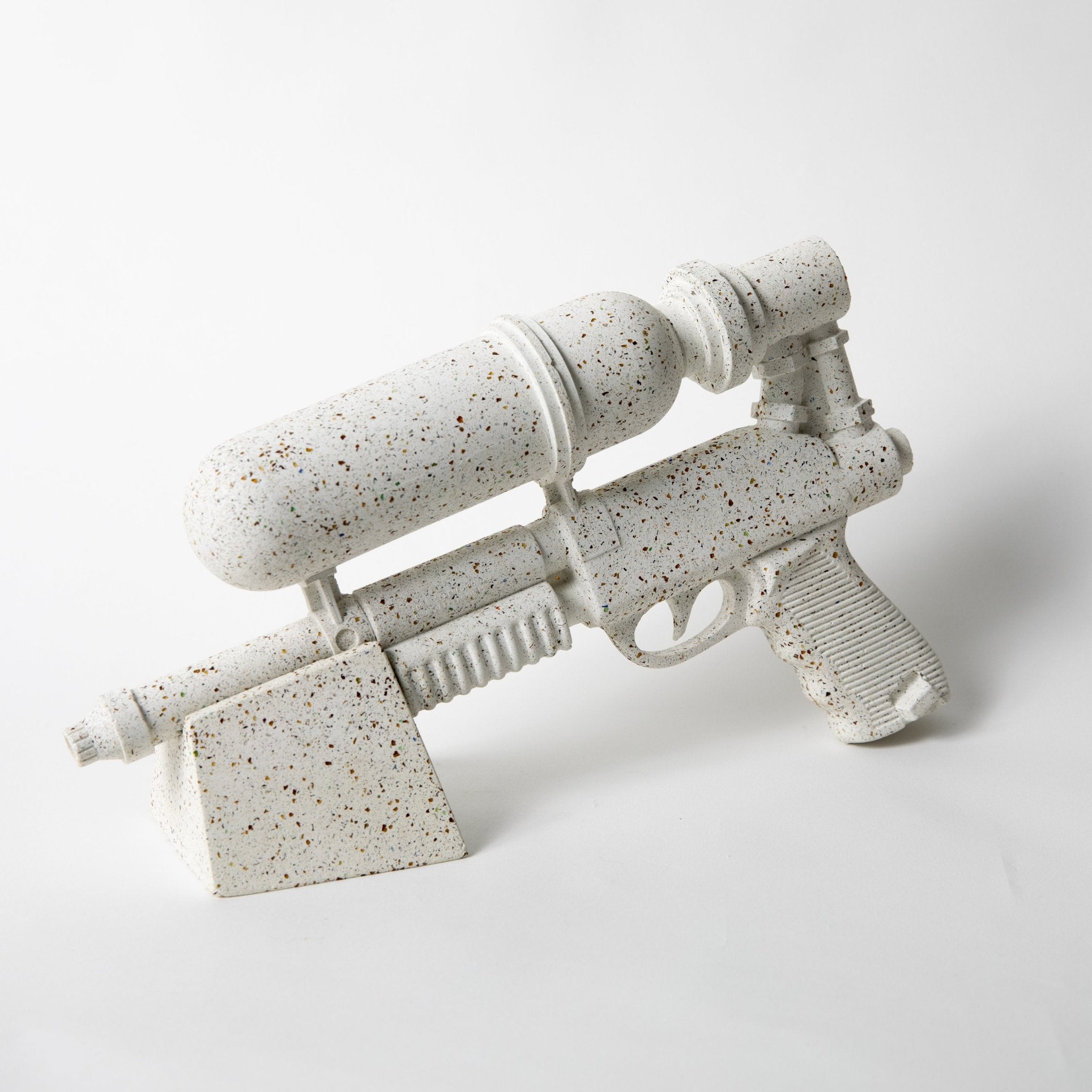Pretti.Cool Ultra Sprayer Sculpture