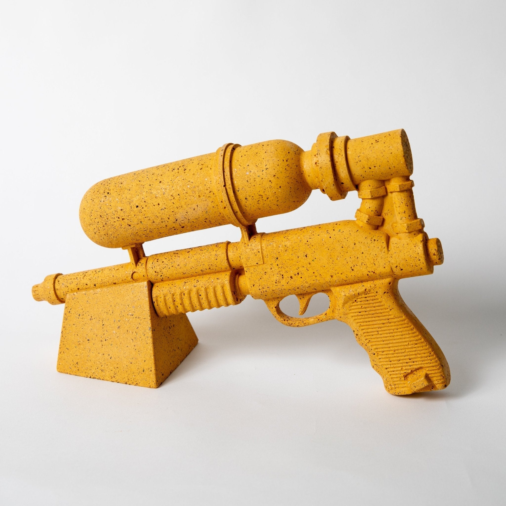 Pretti.Cool Ultra Sprayer Sculpture