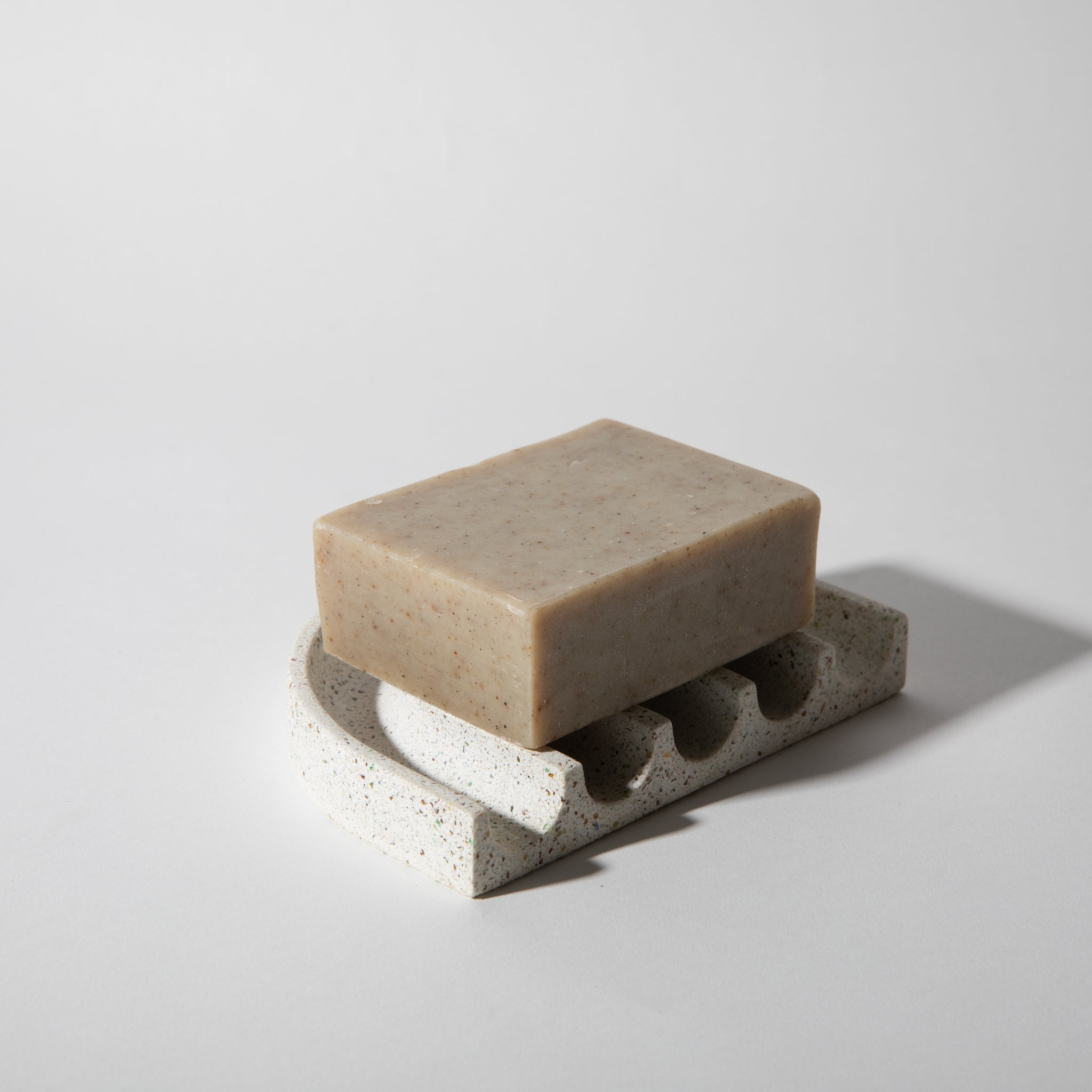 Pretti.Cool Sponge Rest | White Terrazzo
