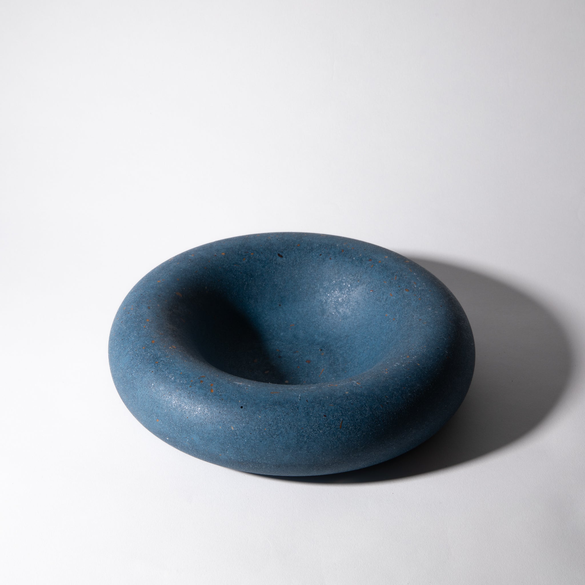 Pretti.Cool Bubble Catch All (Large) | Cobalt Terrazzo