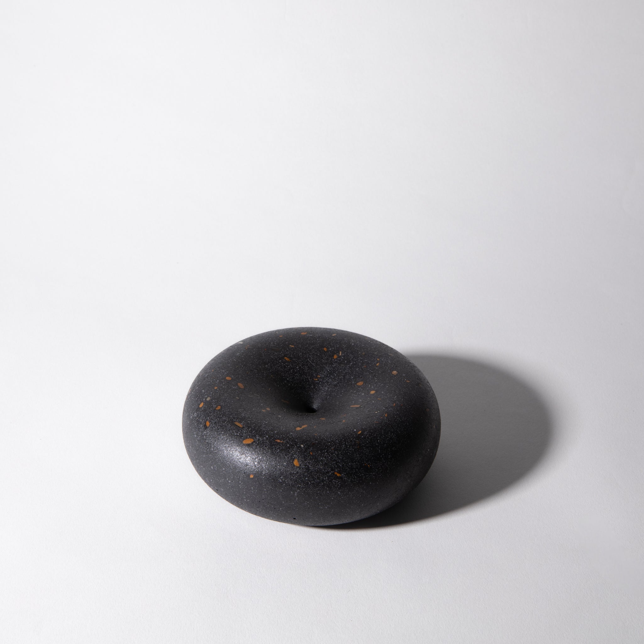 Pretti.Cool Bubble Incense Holder | Black Terrazzo