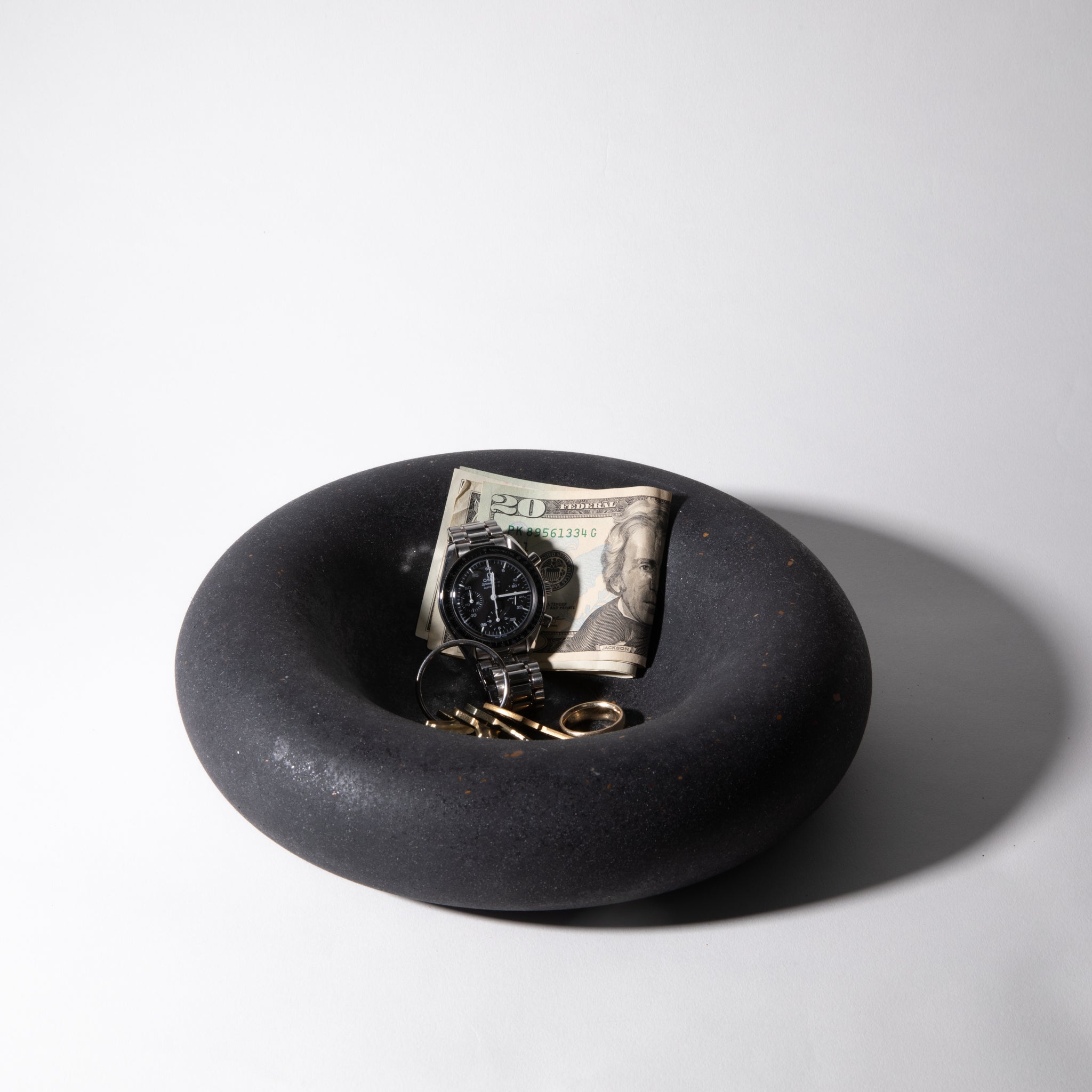 Pretti.Cool Bubble Catch All (Large) | Black Terrazzo